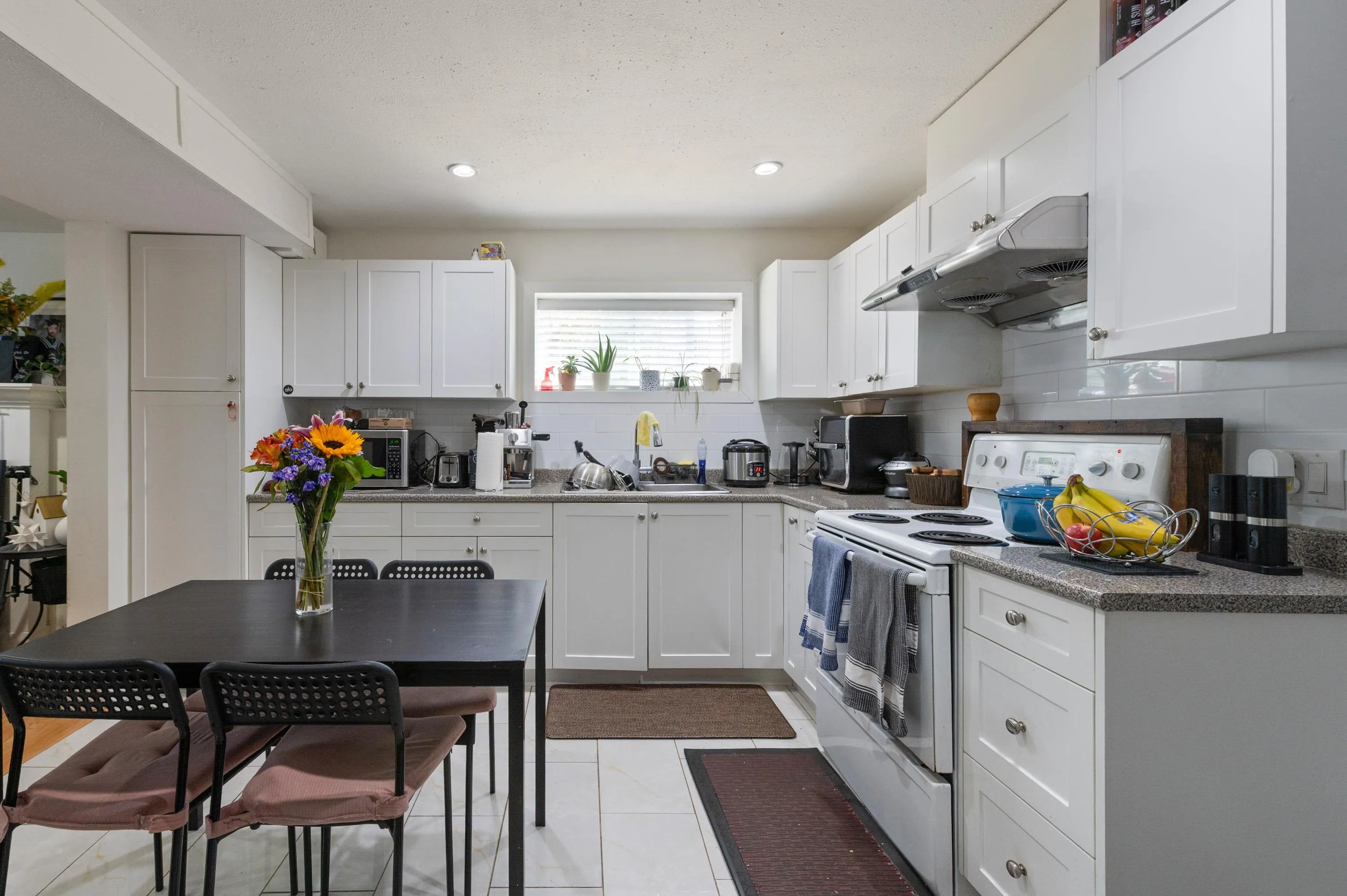 3425 Flint Street