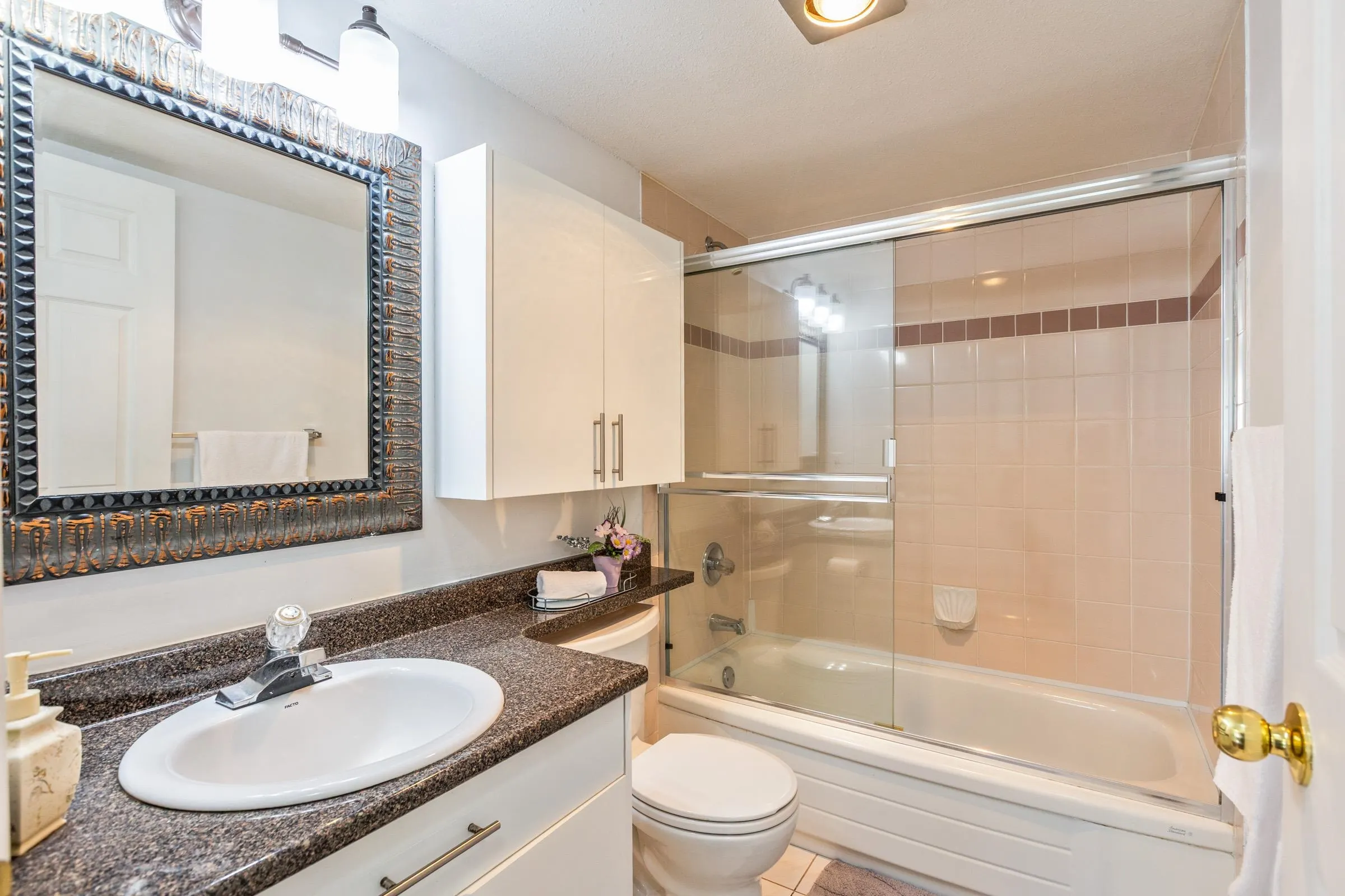 10077 156 Street #158