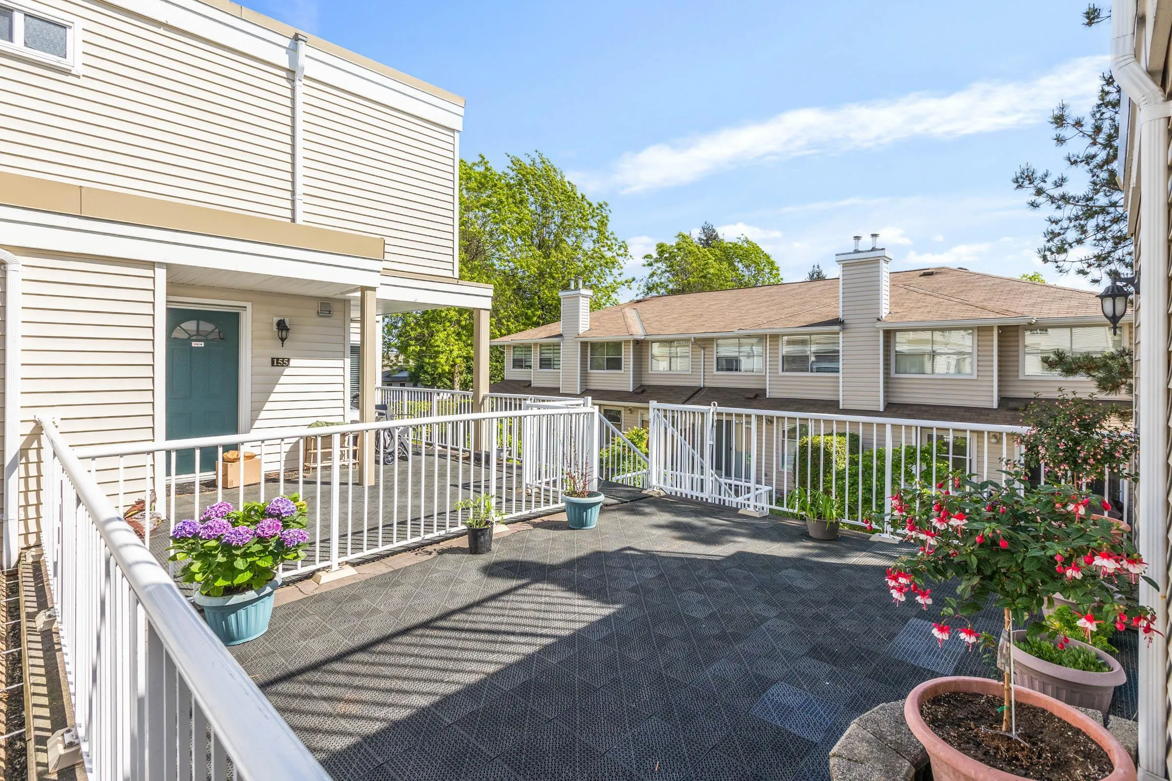 10077 156 Street #158