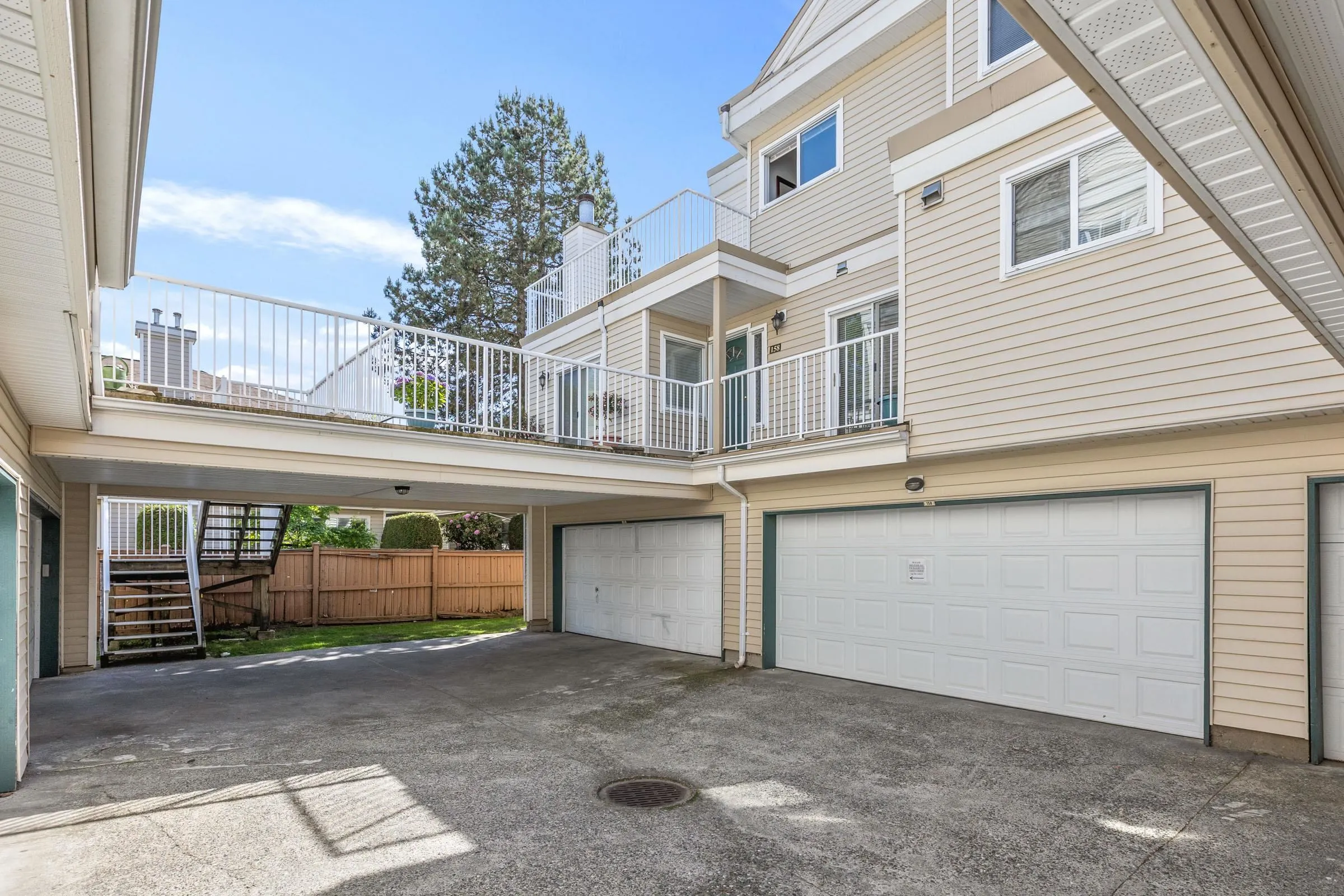10077 156 Street #158