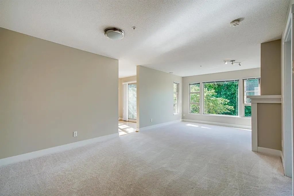5740 Toronto Road #212