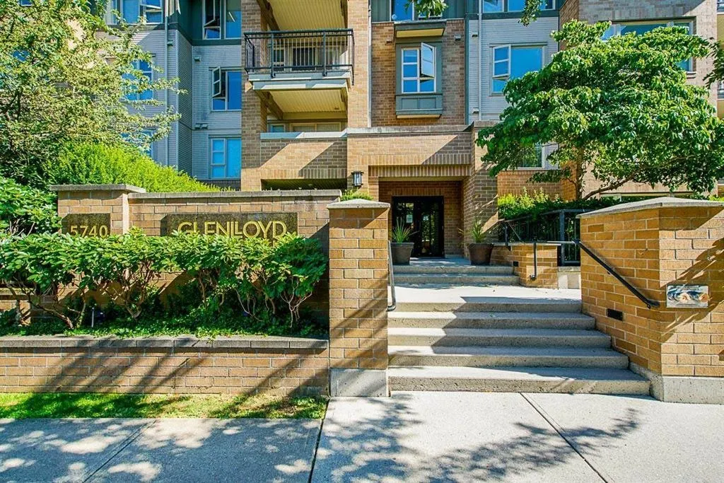 5740 Toronto Road #212