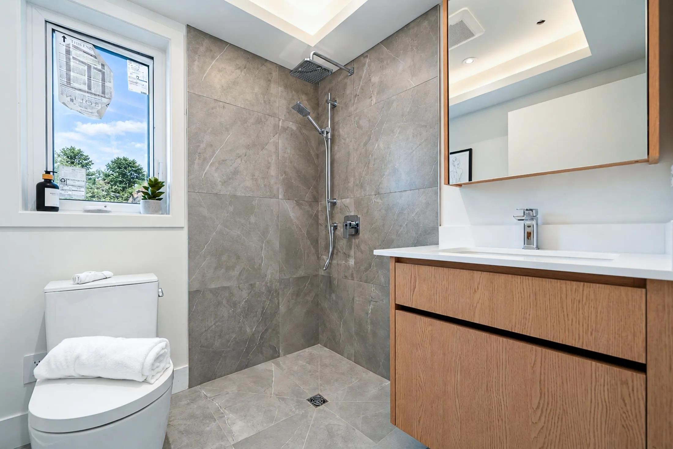 3638 W 3rd Avenue #2