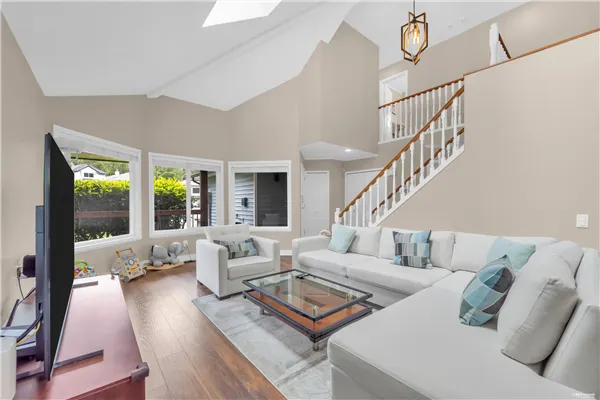 1318 Mclellan Drive