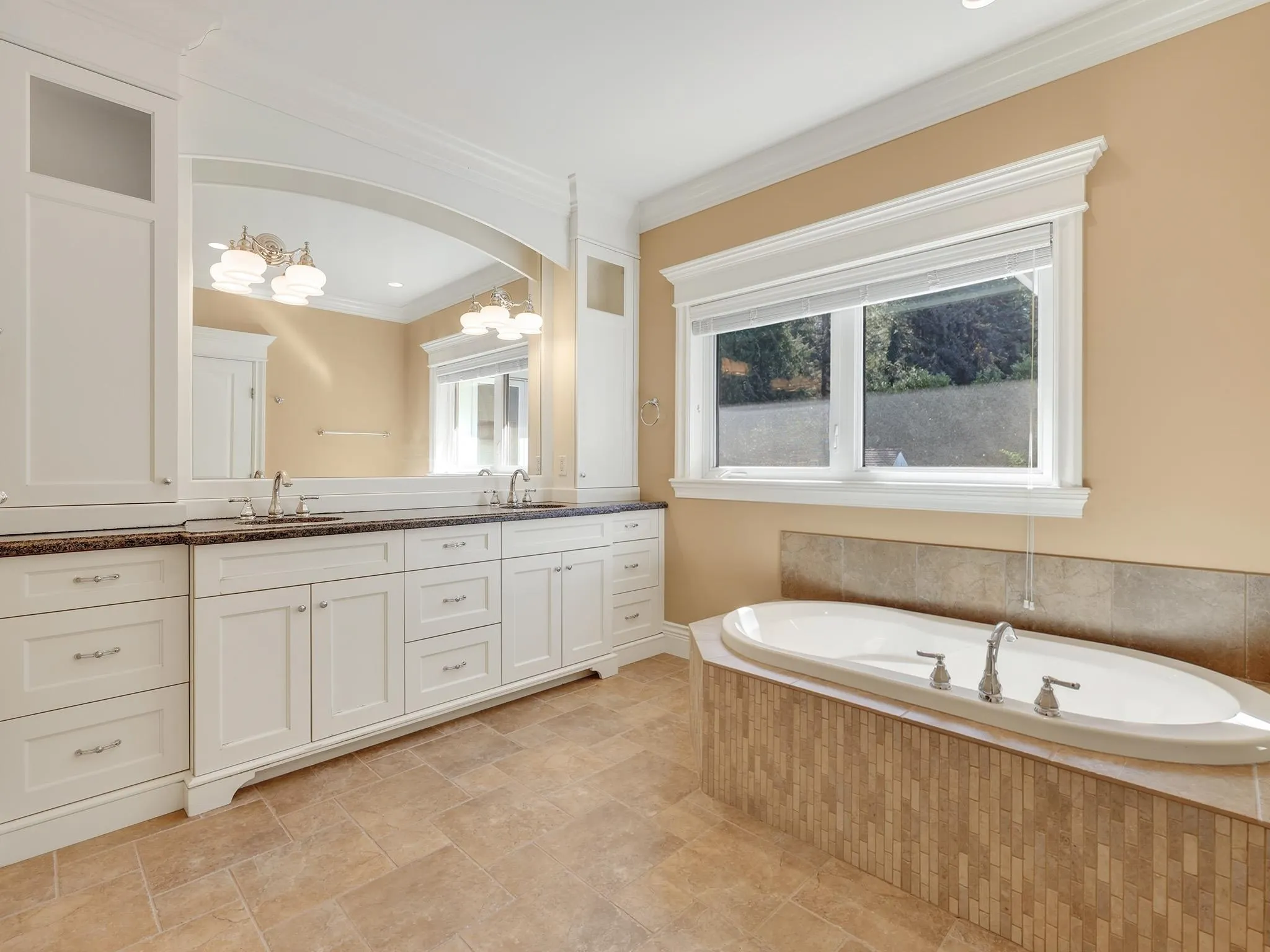 13464 Vine Maple Drive