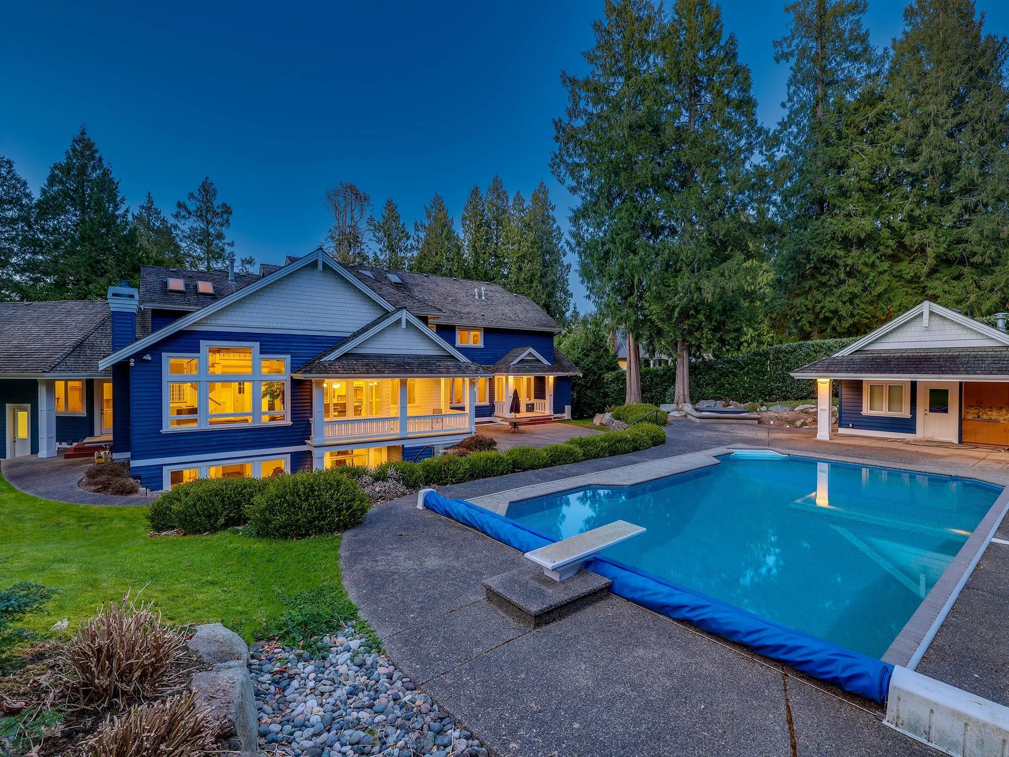 13464 Vine Maple Drive