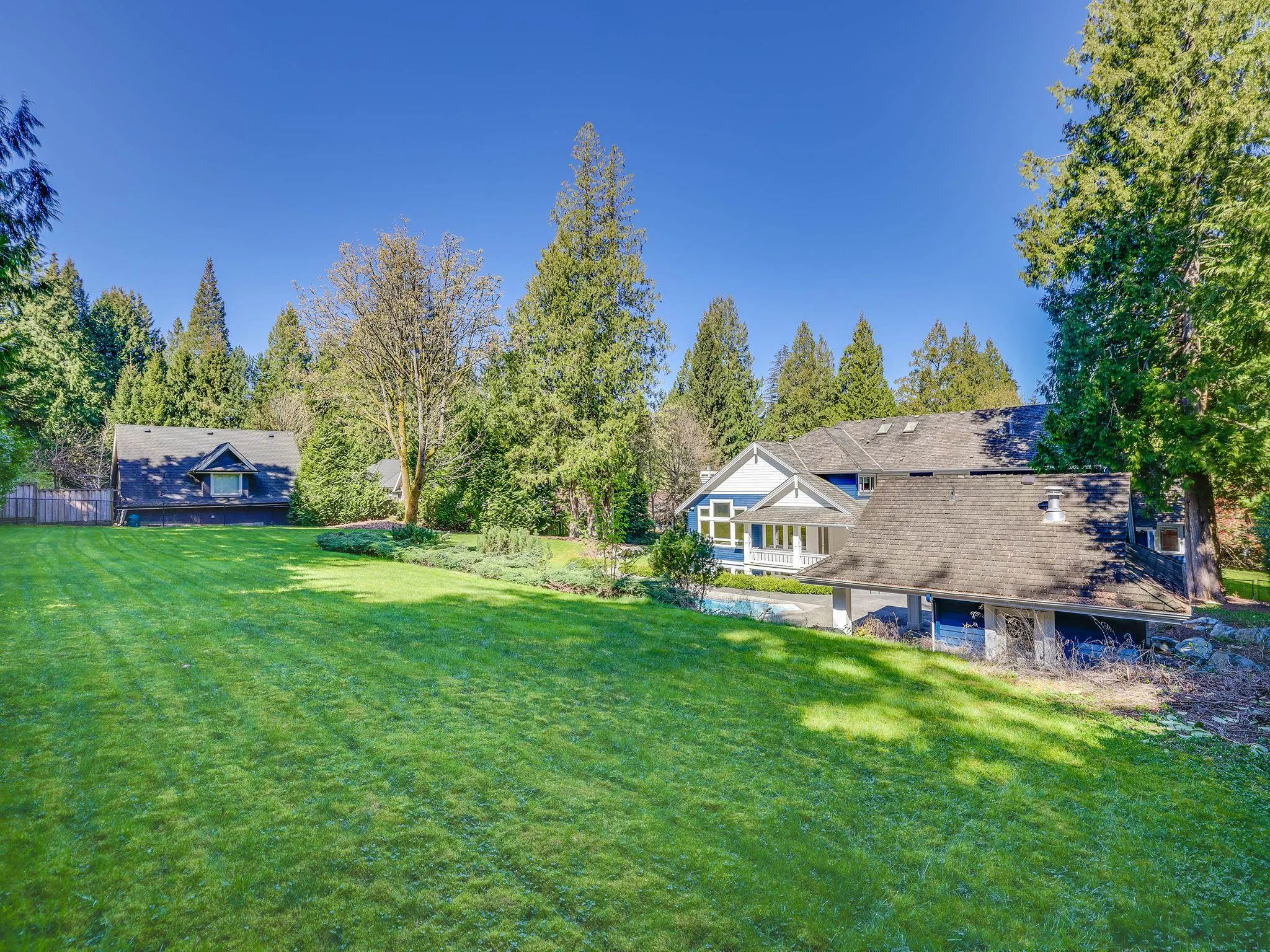 13464 Vine Maple Drive