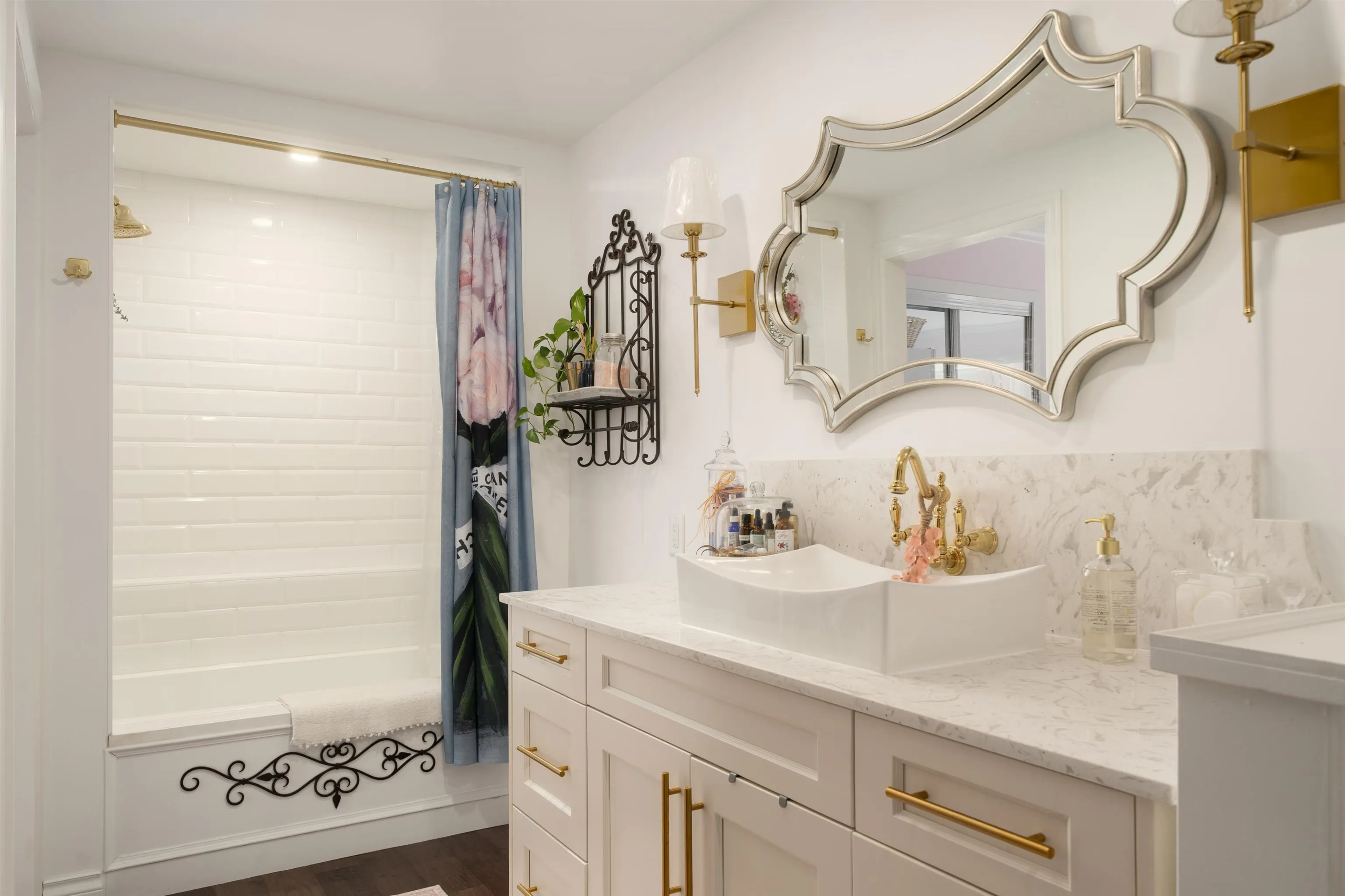 1502 Island Park Walk #405