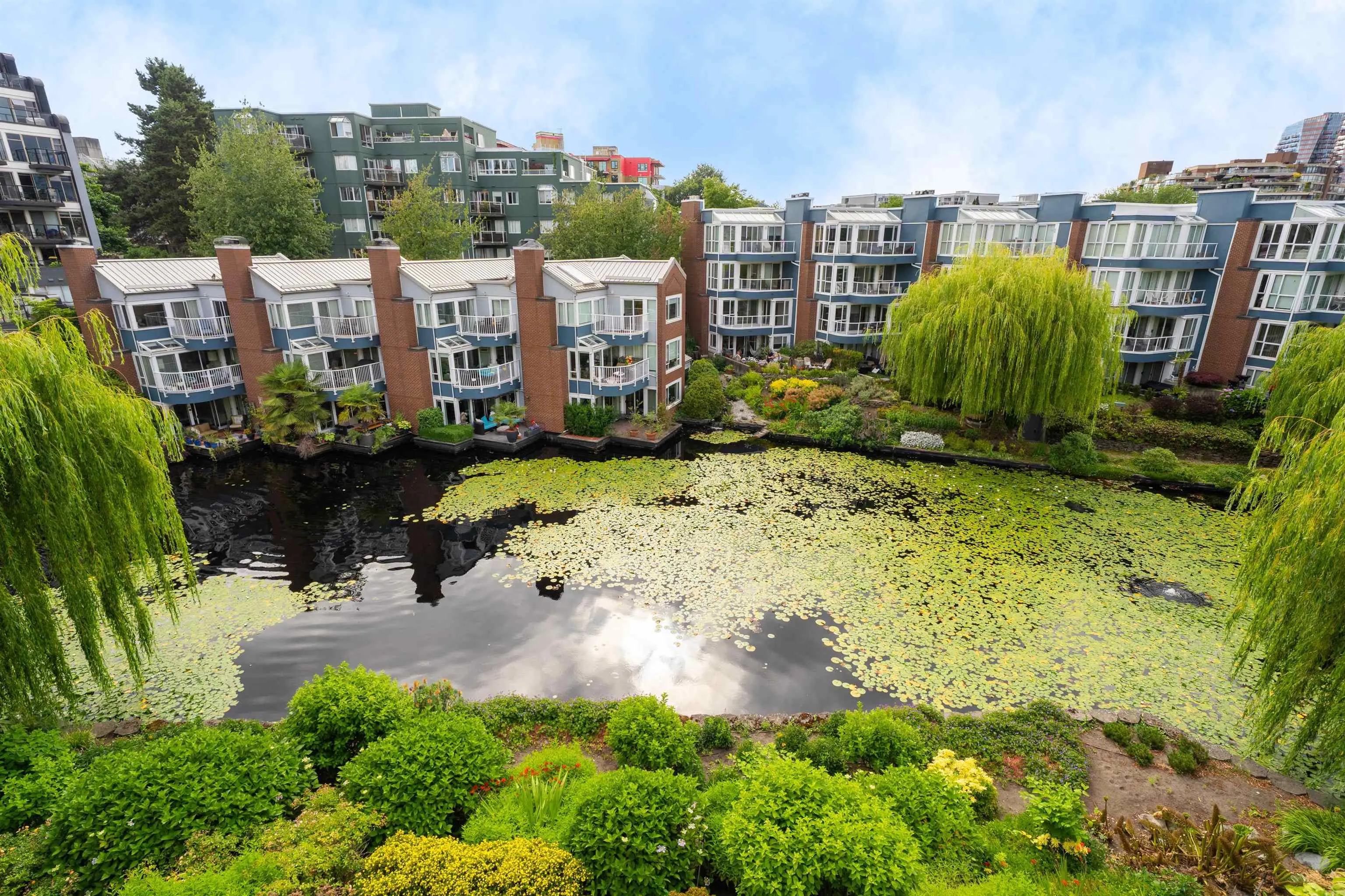 1502 Island Park Walk #405