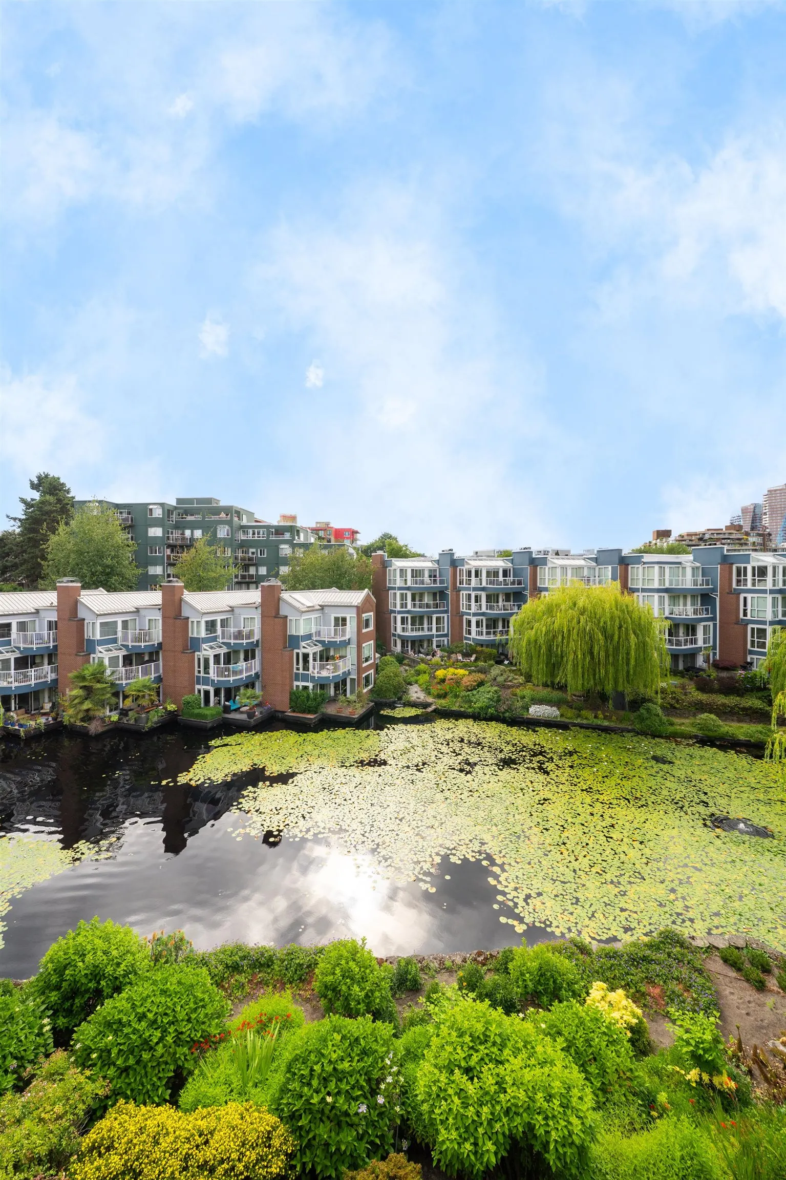 1502 Island Park Walk #405