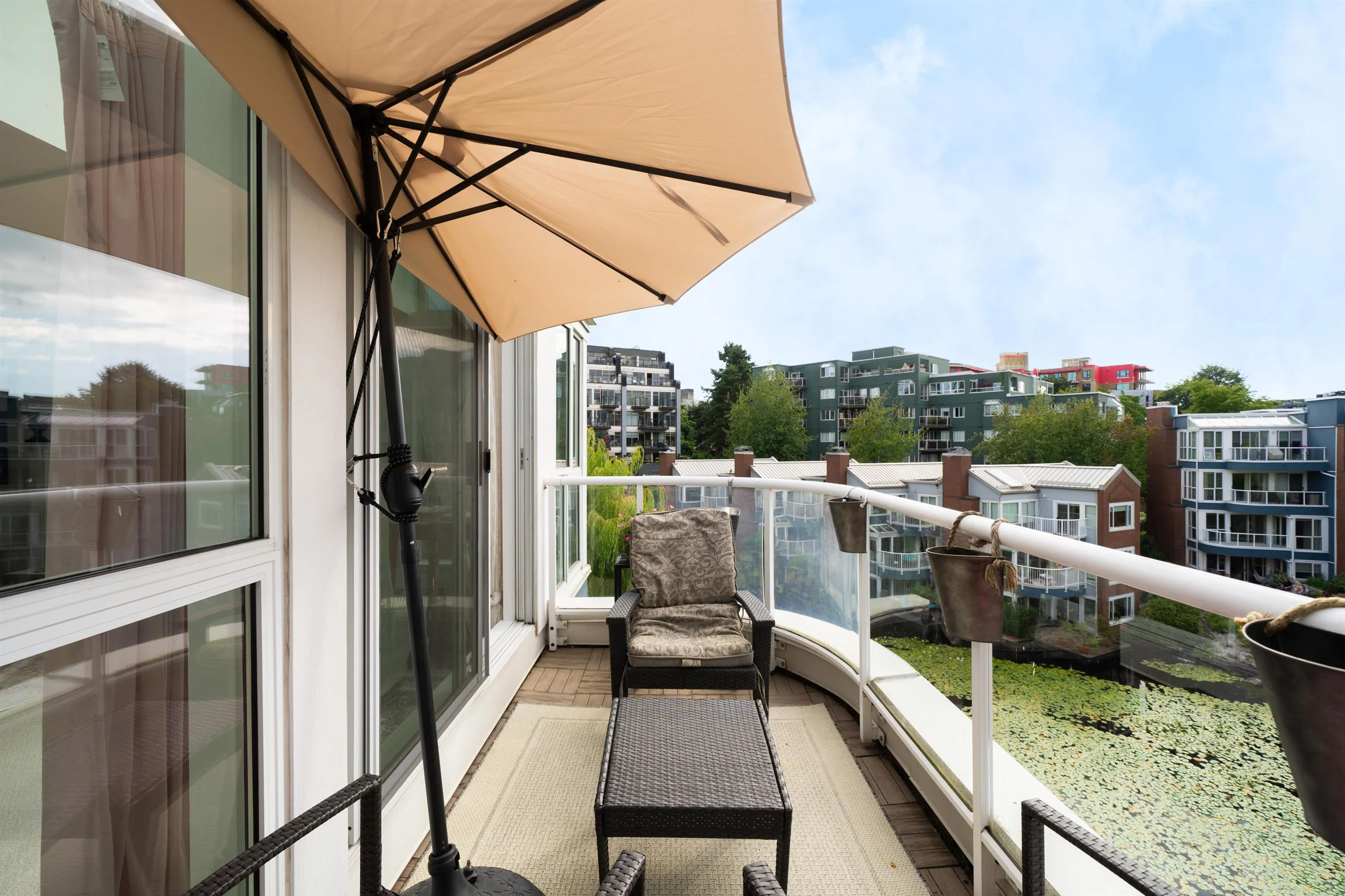 1502 Island Park Walk #405