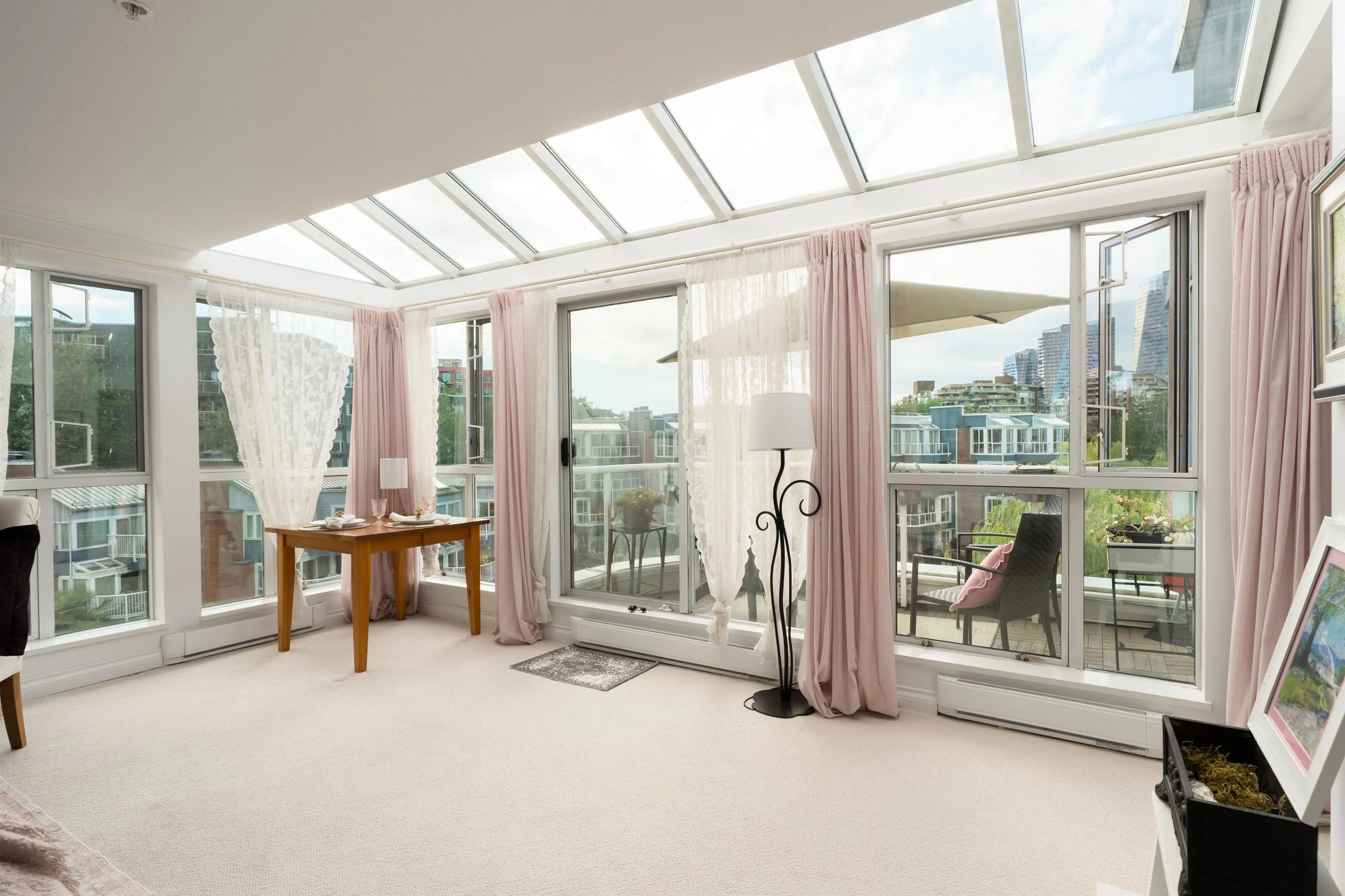 1502 Island Park Walk #405