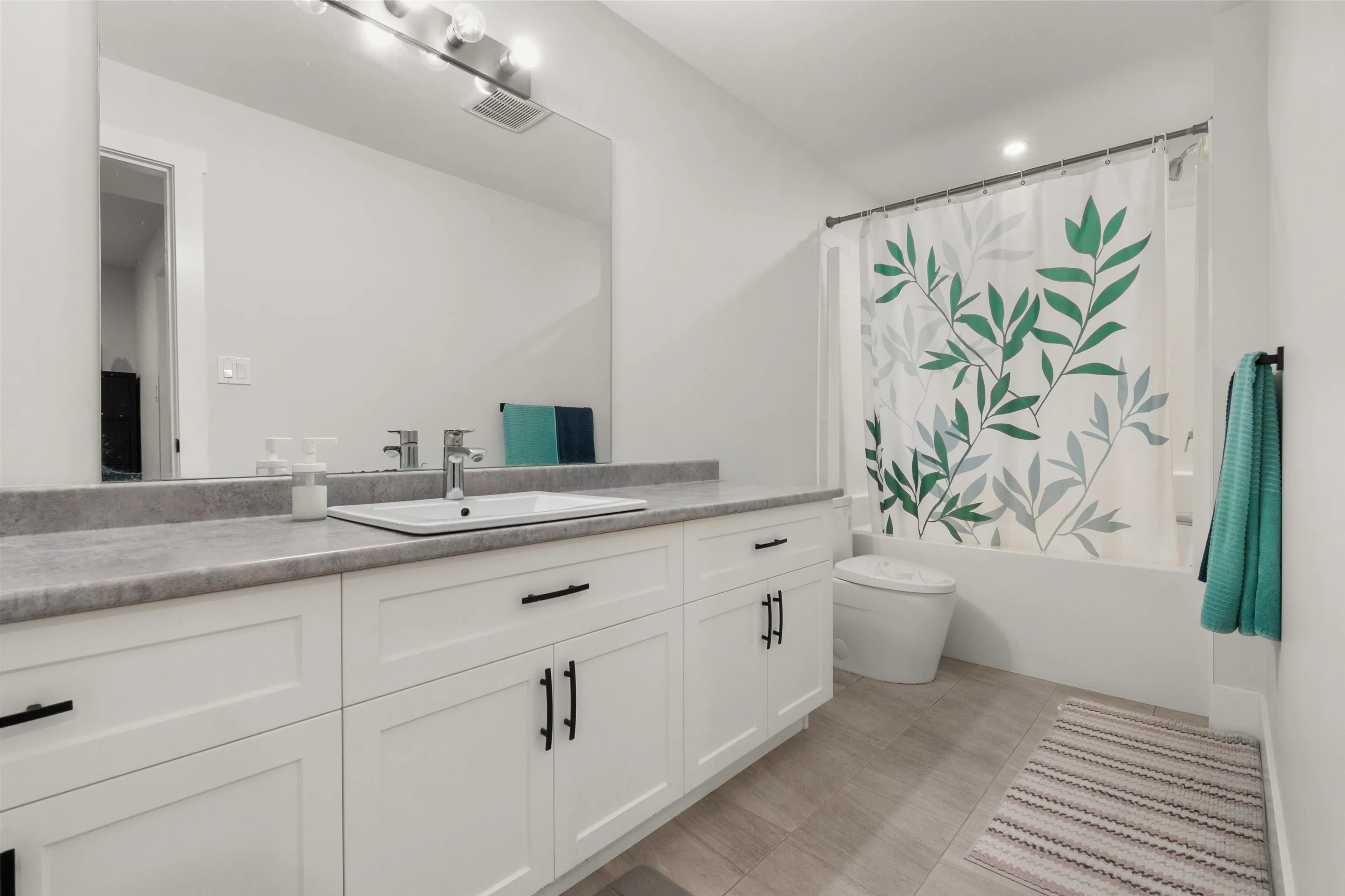 45875 South Sumas Road #13