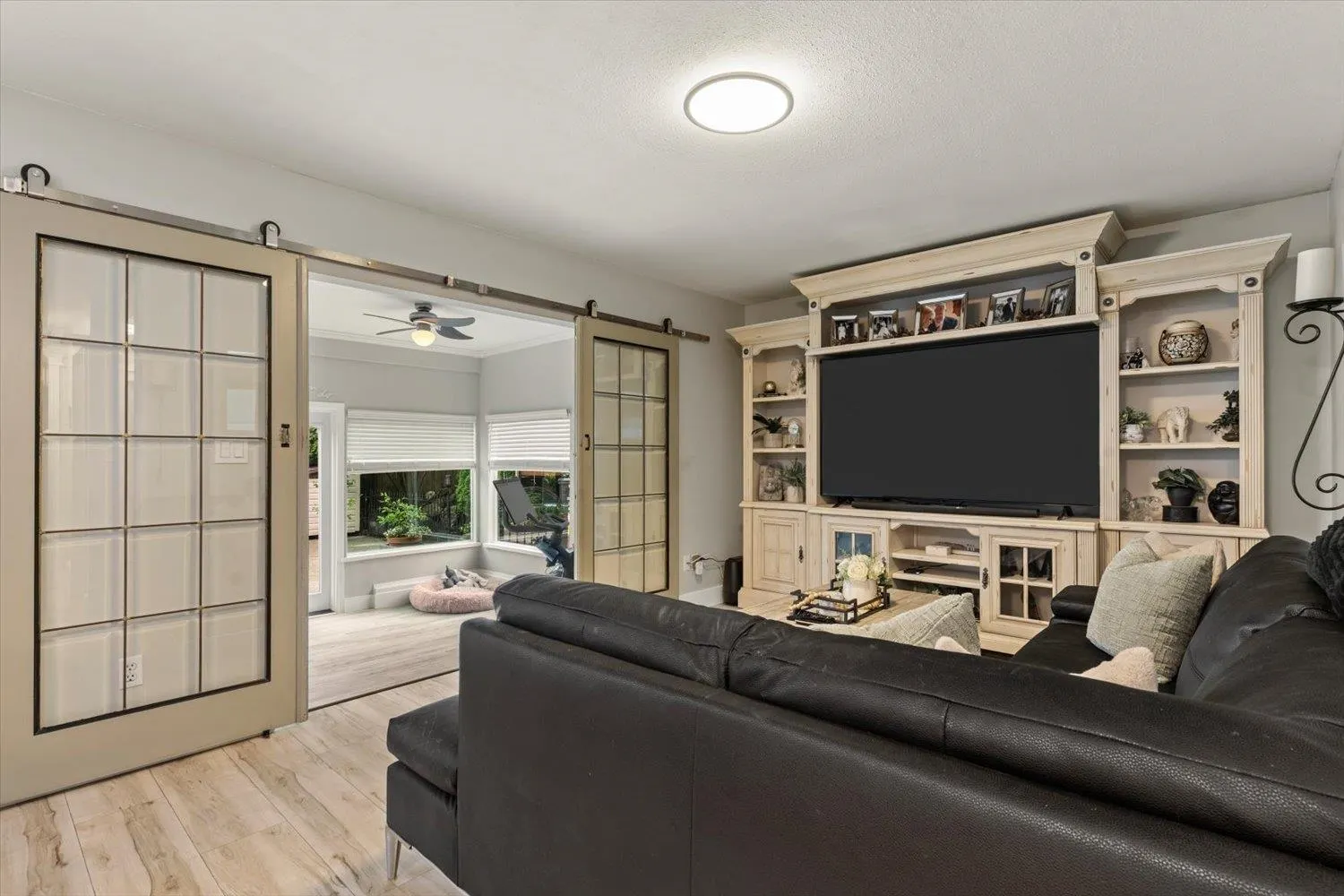 44756 Lancaster Drive