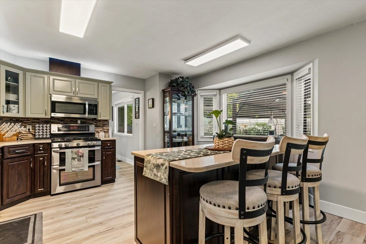 44756 Lancaster Drive