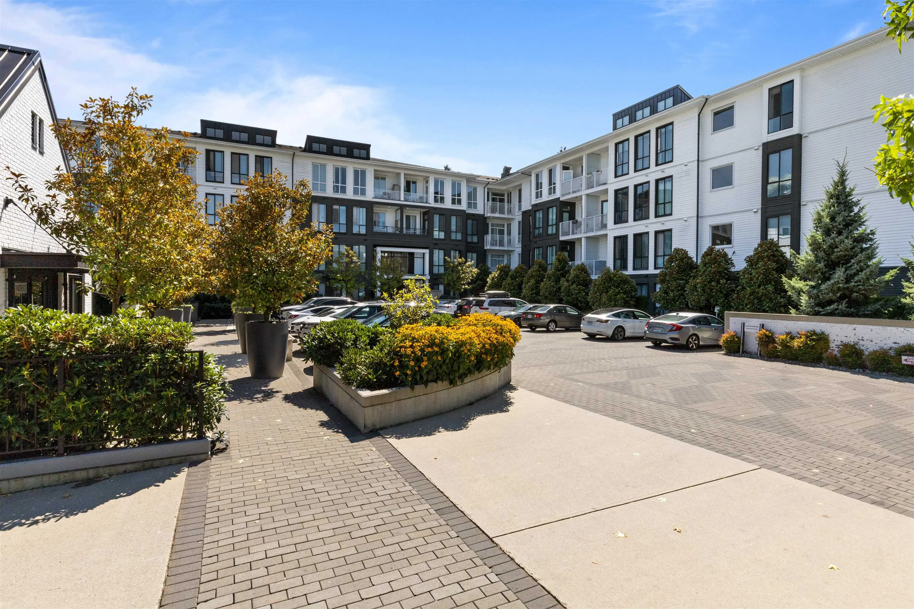 14968 101a Avenue #425