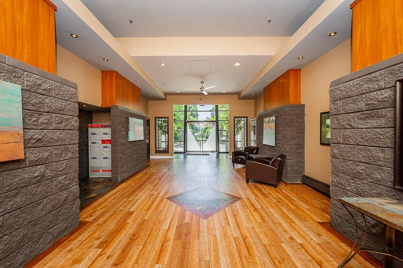 3061 E Kent Avenue North #1403