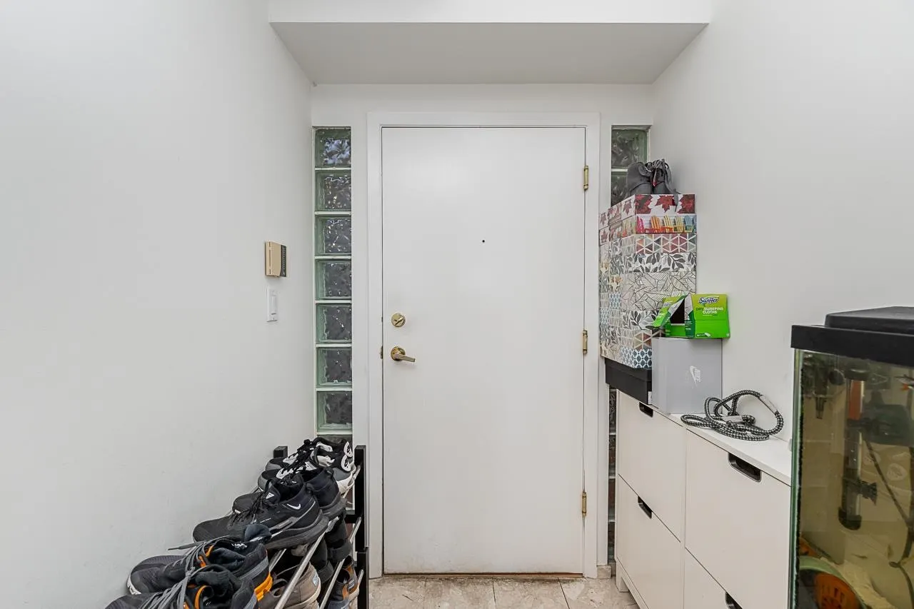 3061 E Kent Avenue North #1403