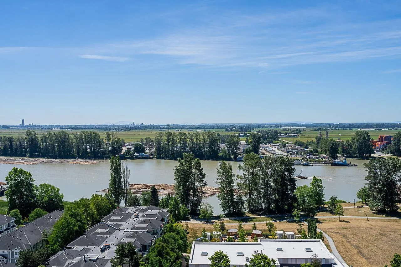 3061 E Kent Avenue North #1403
