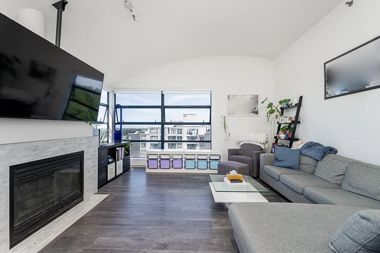 3061 E Kent Avenue North #1403