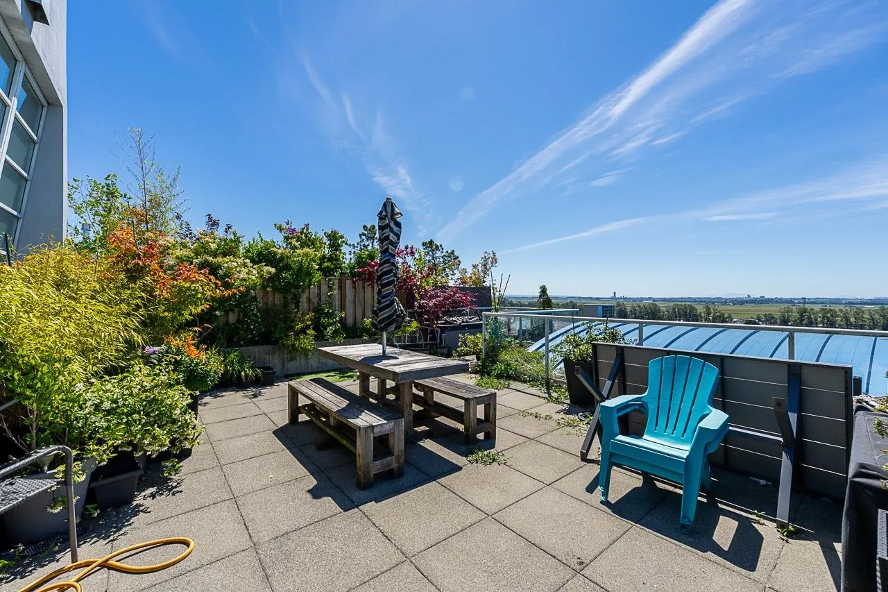 3061 E Kent Avenue North #1403