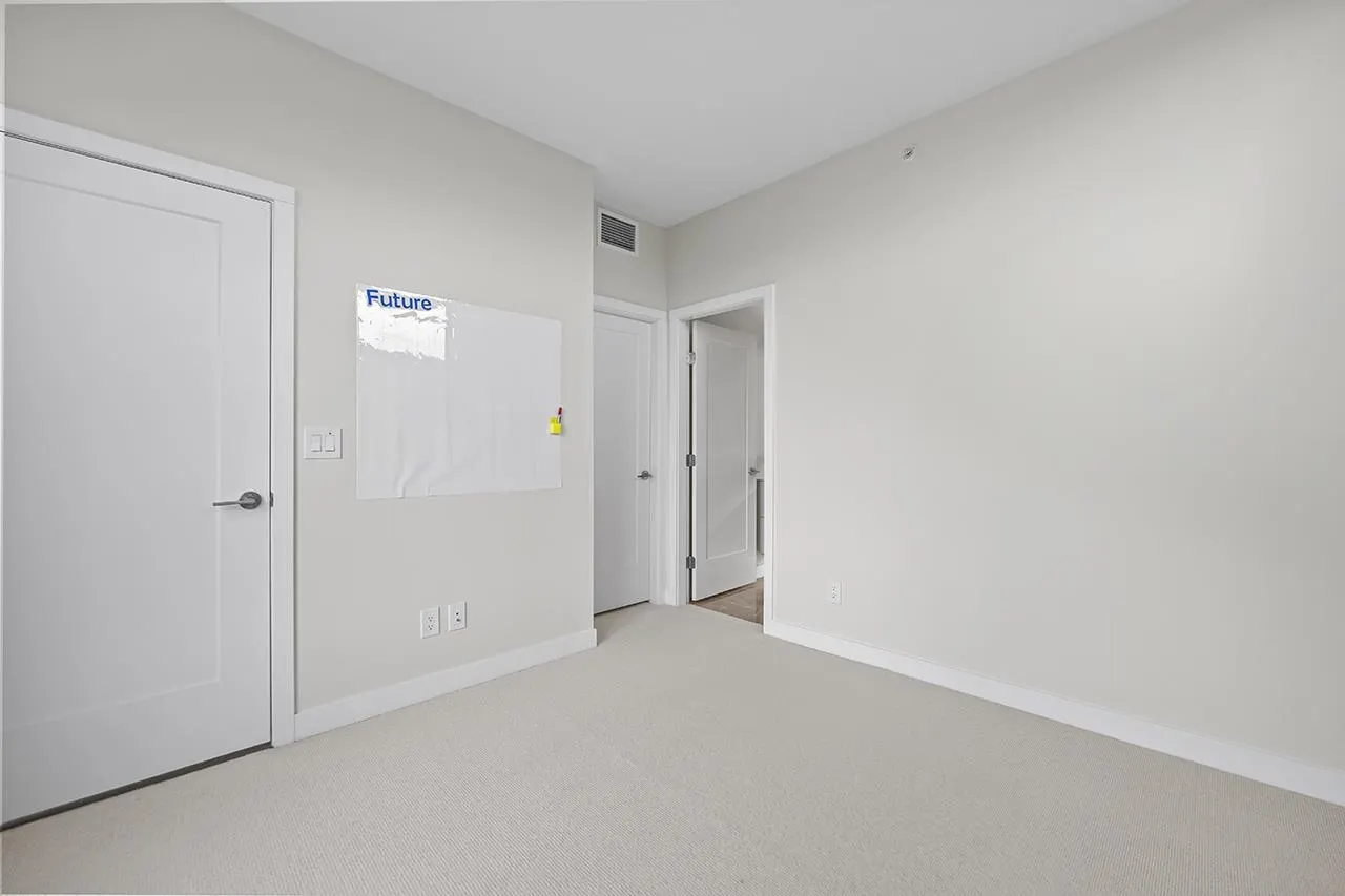 5608 Berton Avenue #1809