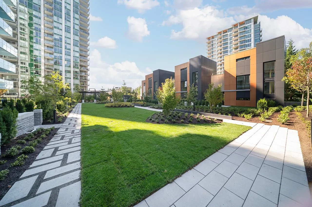 5608 Berton Avenue #1809