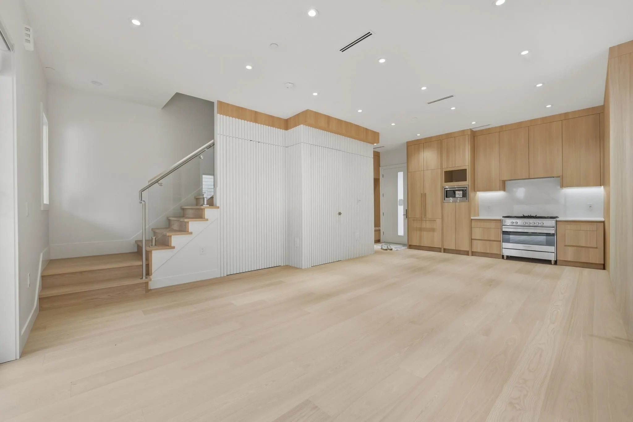 3118 W 42nd Avenue