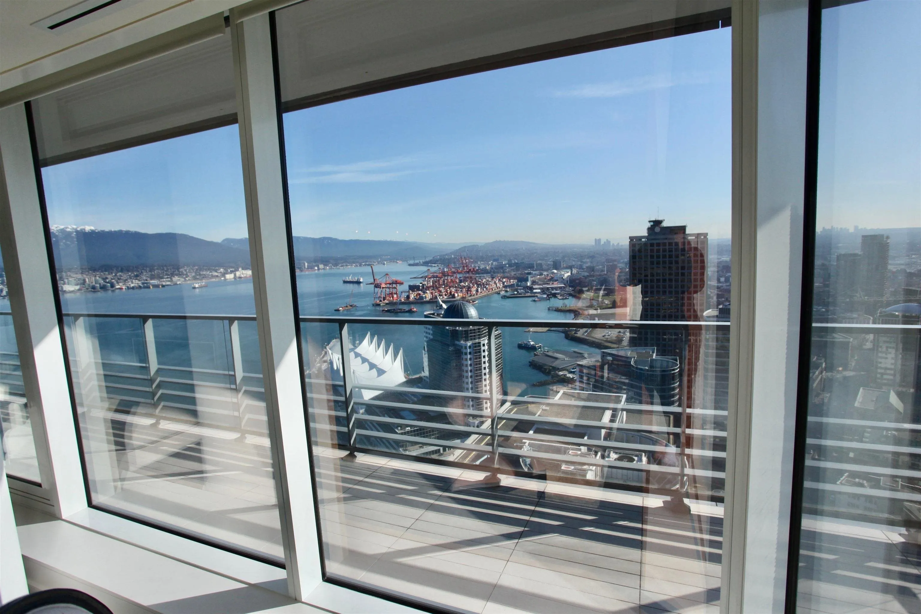 1011 W Cordova Street #4203