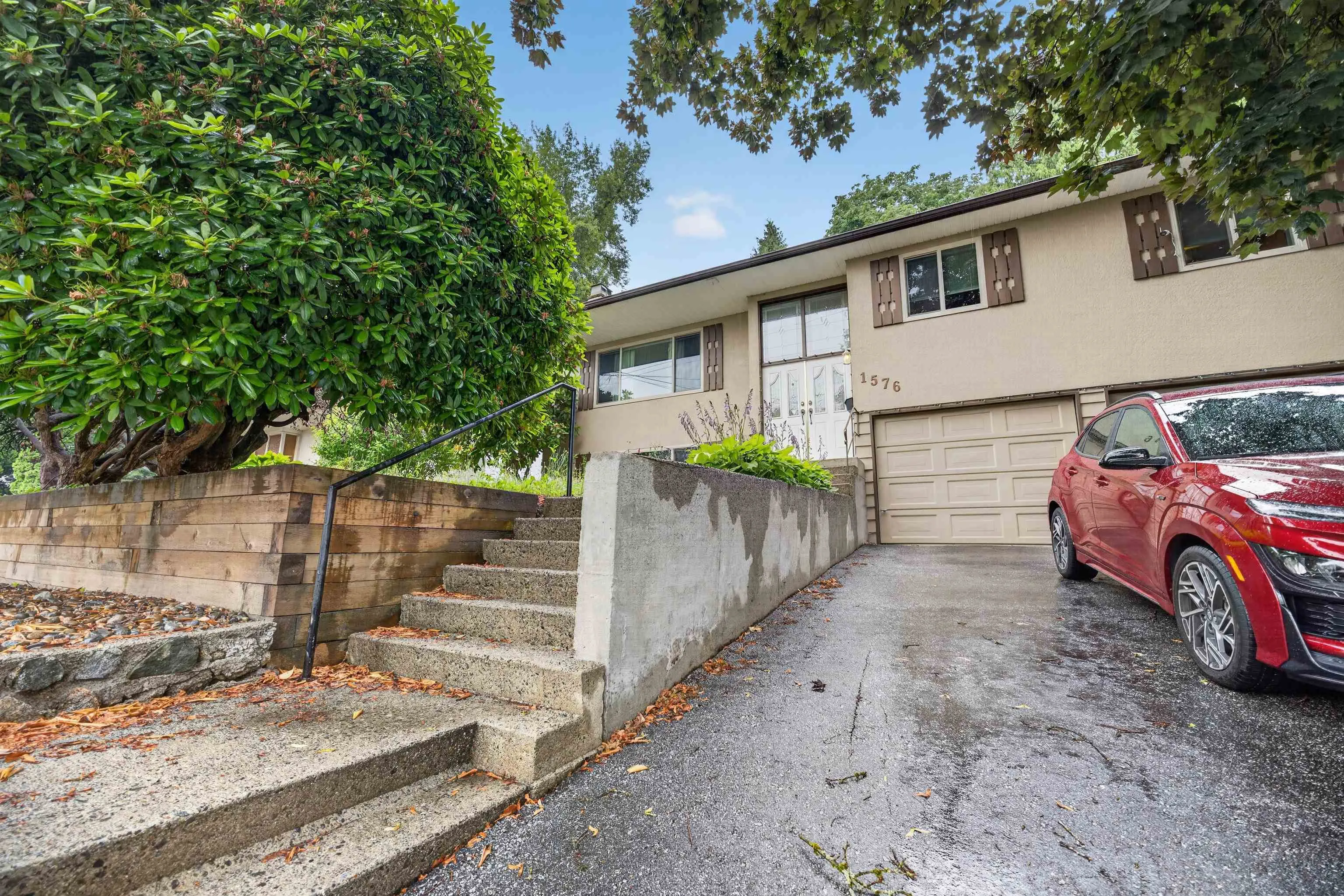 1576 Pitt River Road