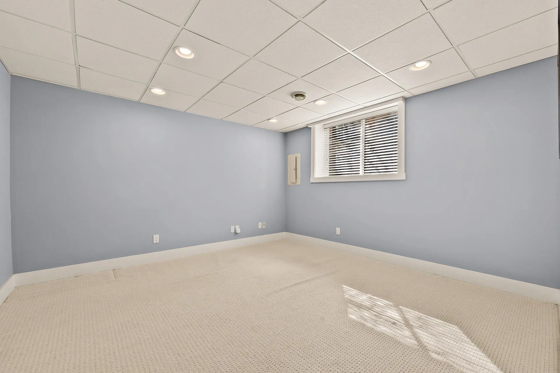14059 33b Avenue