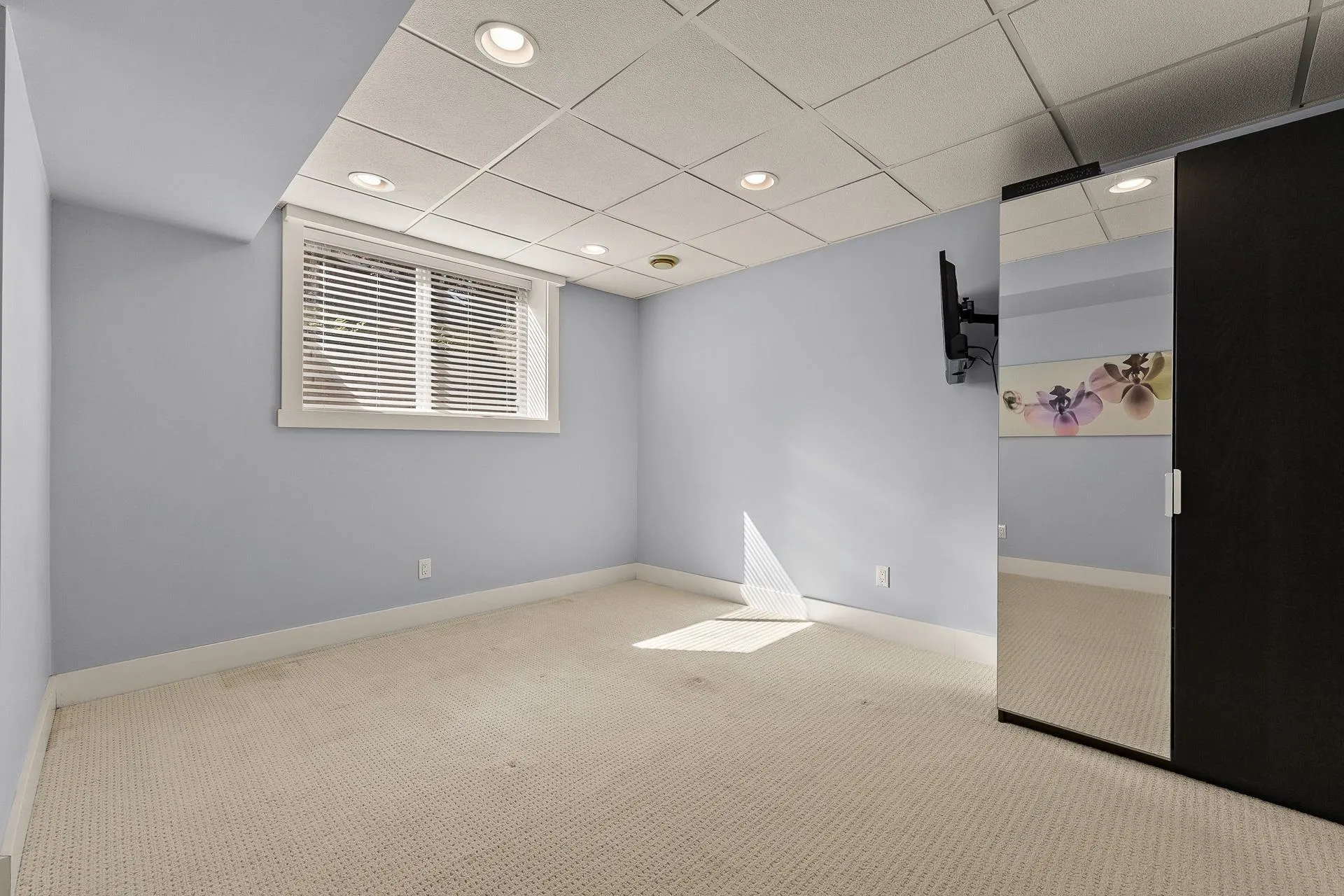 14059 33b Avenue