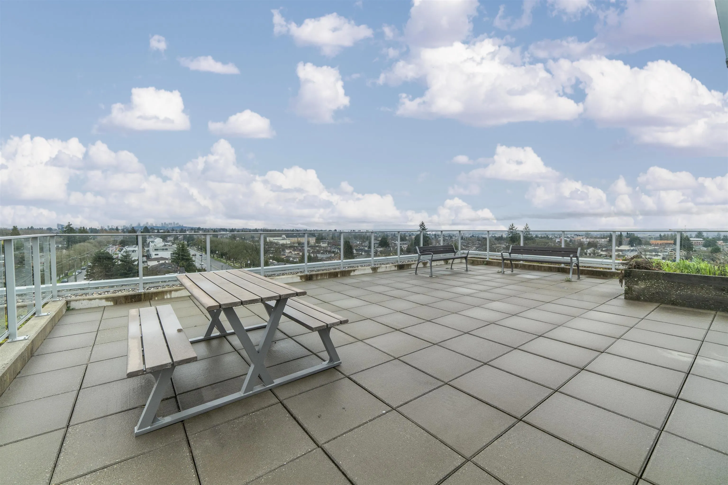 5693 Elizabeth Street #304