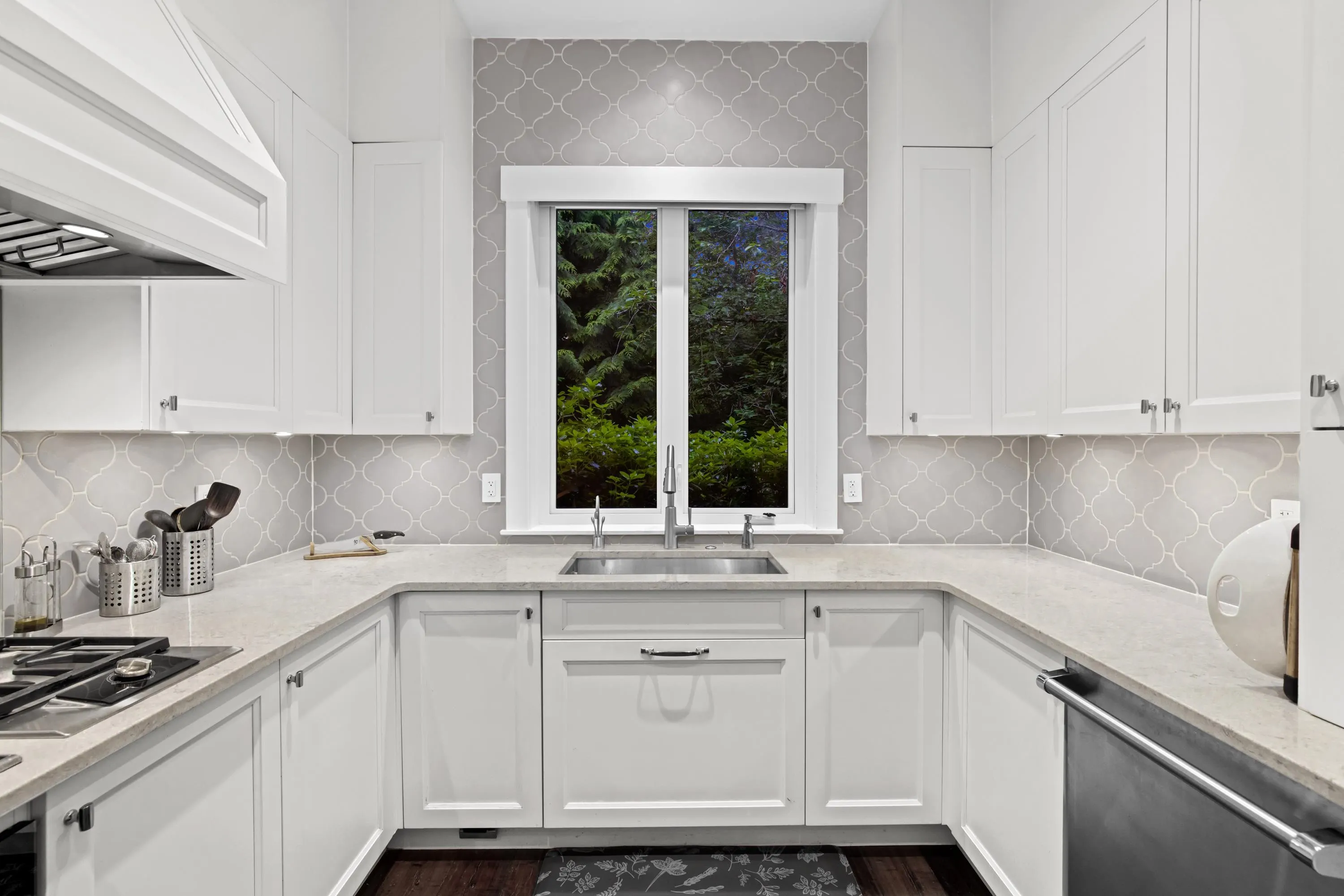 3083 Semiahmoo Trail