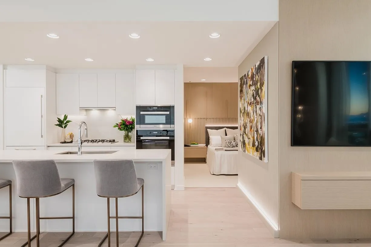 485 W 42nd Avenue #1706