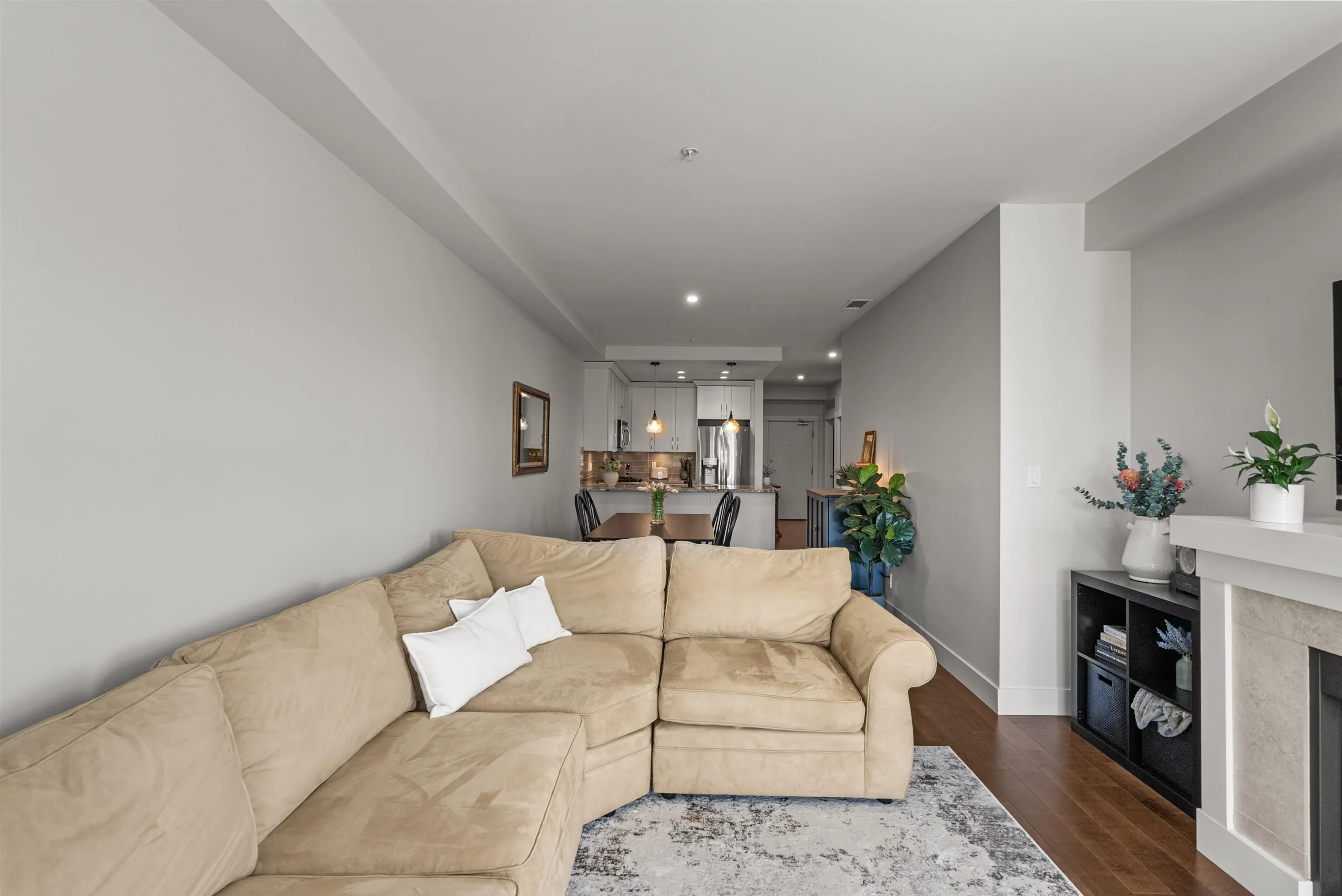 5099 Springs Boulevard #313