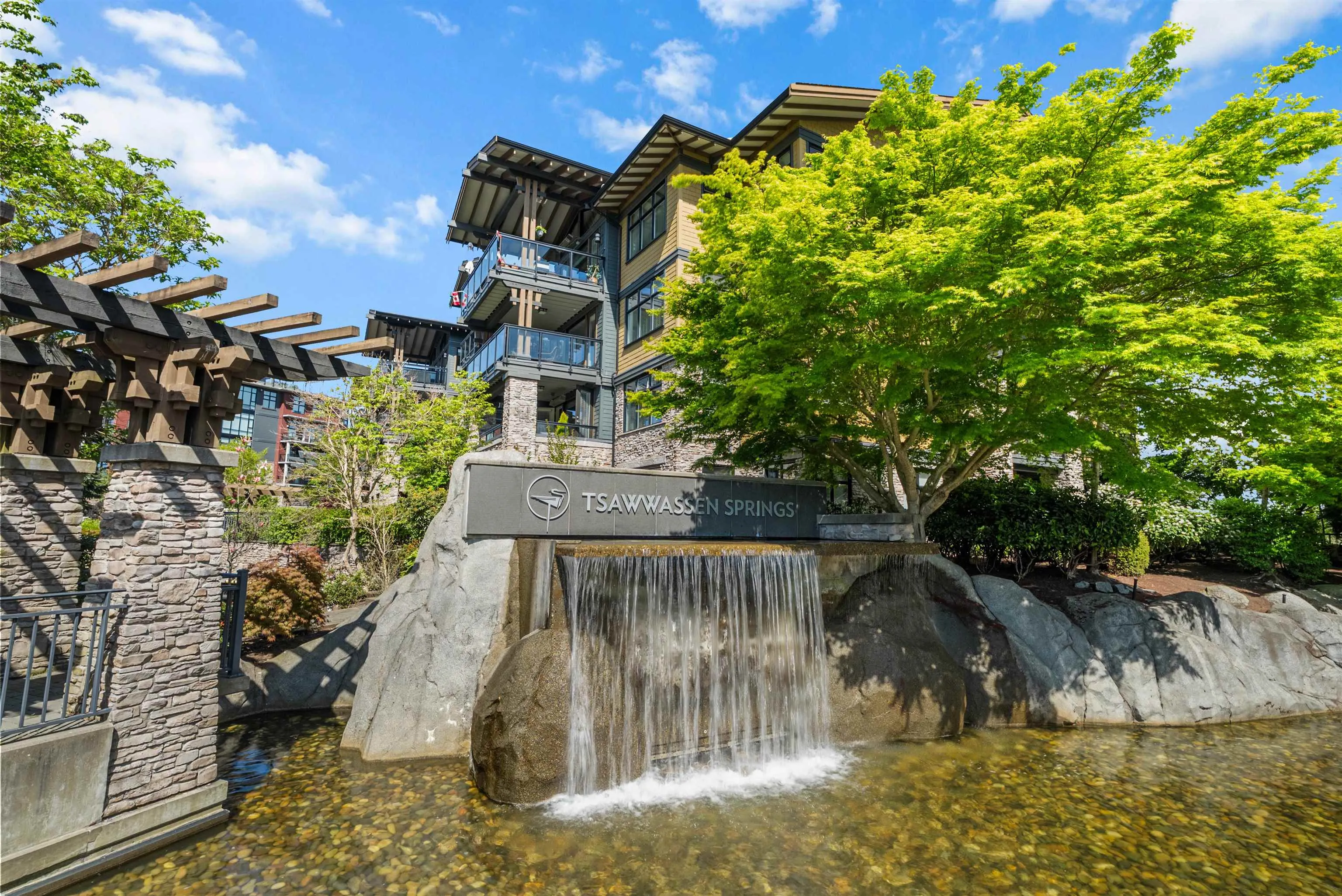 5099 Springs Boulevard #313