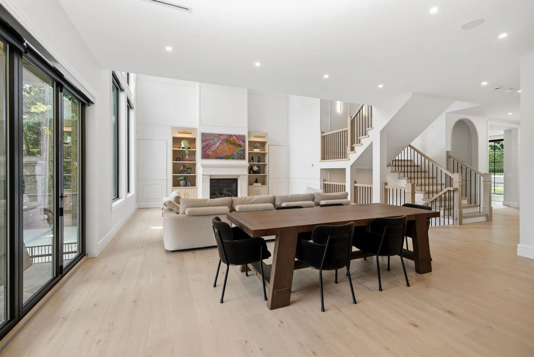 13909 28 Avenue