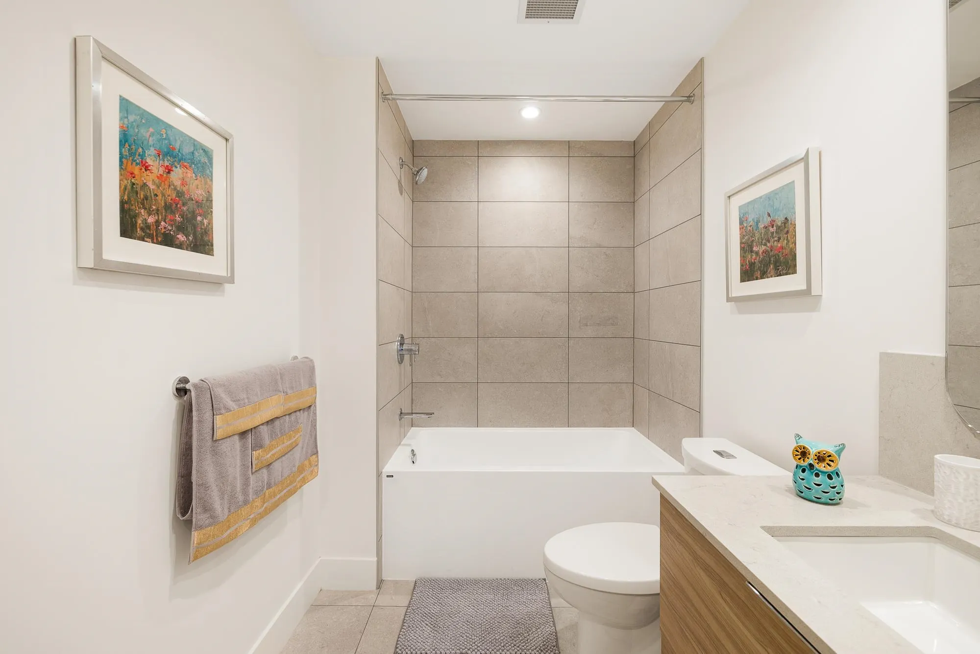 2325 Emery Court #801