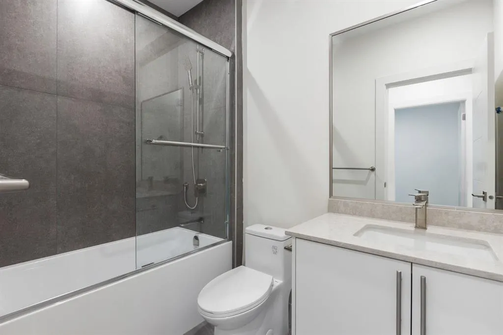 2644 Chesterfield Avenue #Basement