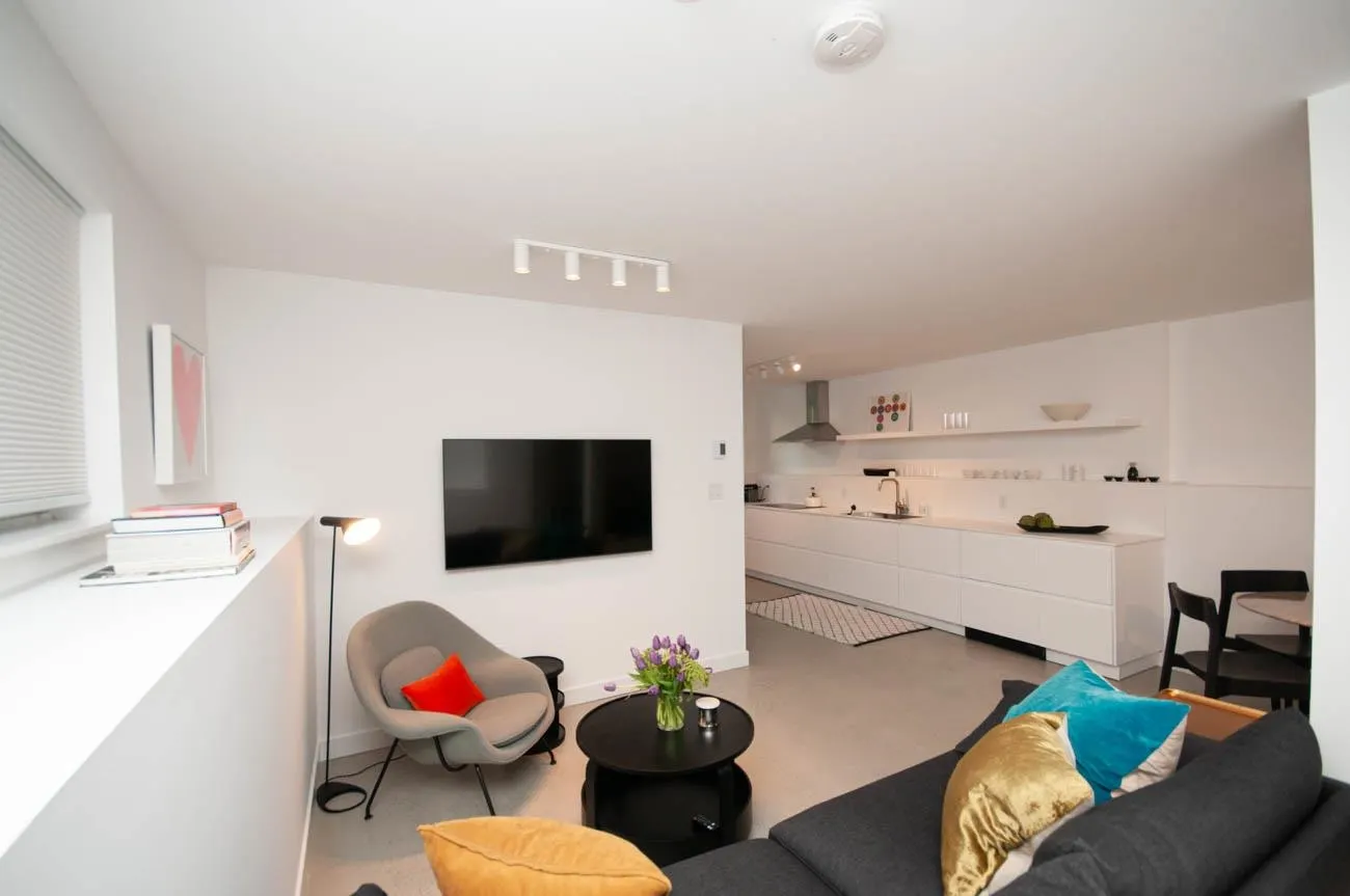 563 Union Street #2