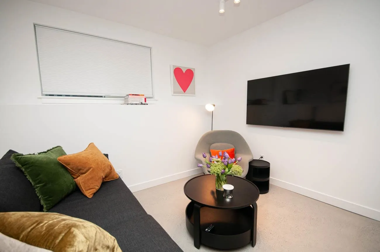 563 Union Street #2