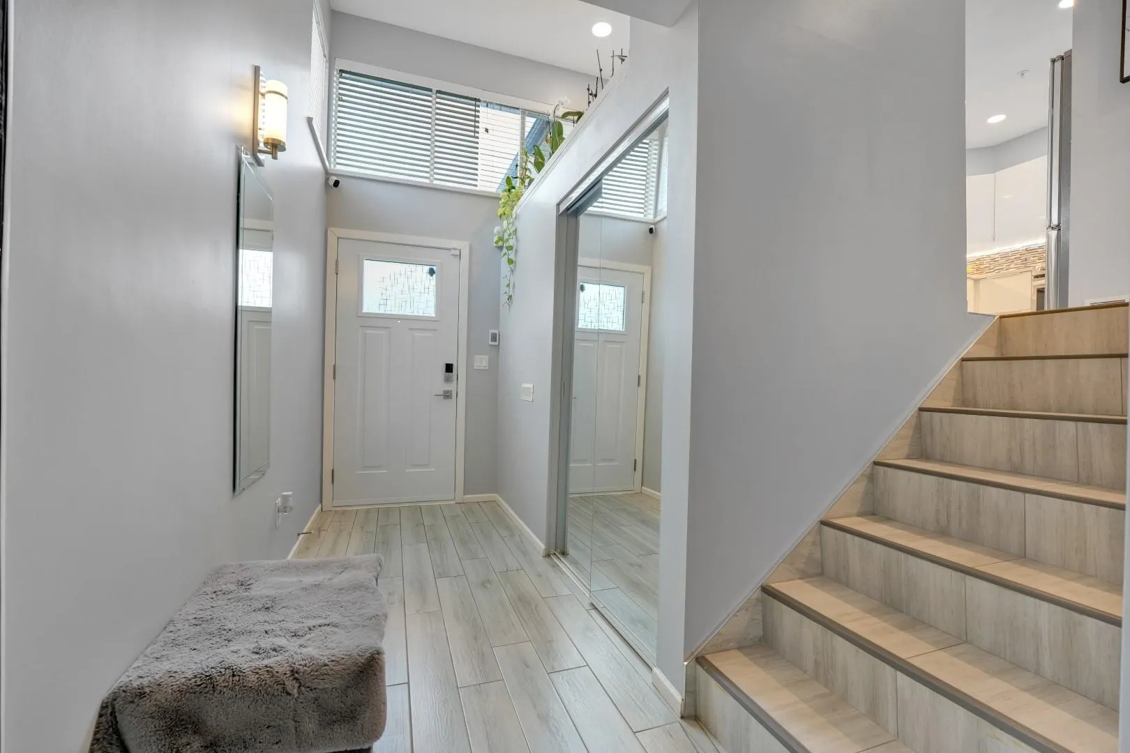 19160 119 Avenue #14