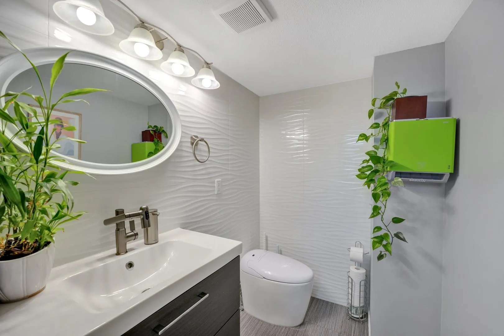 19160 119 Avenue #14