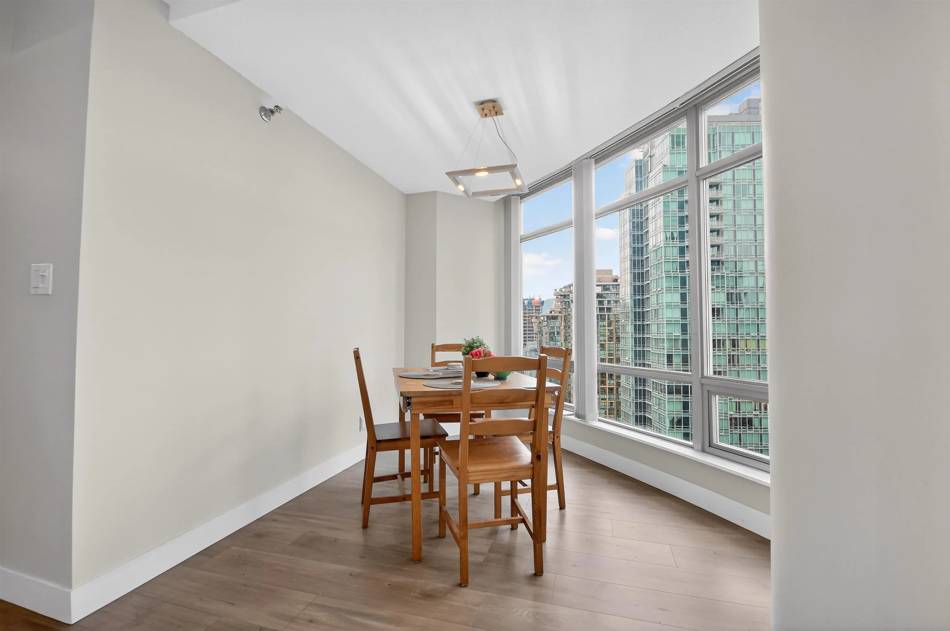 1200 Alberni Street #2205