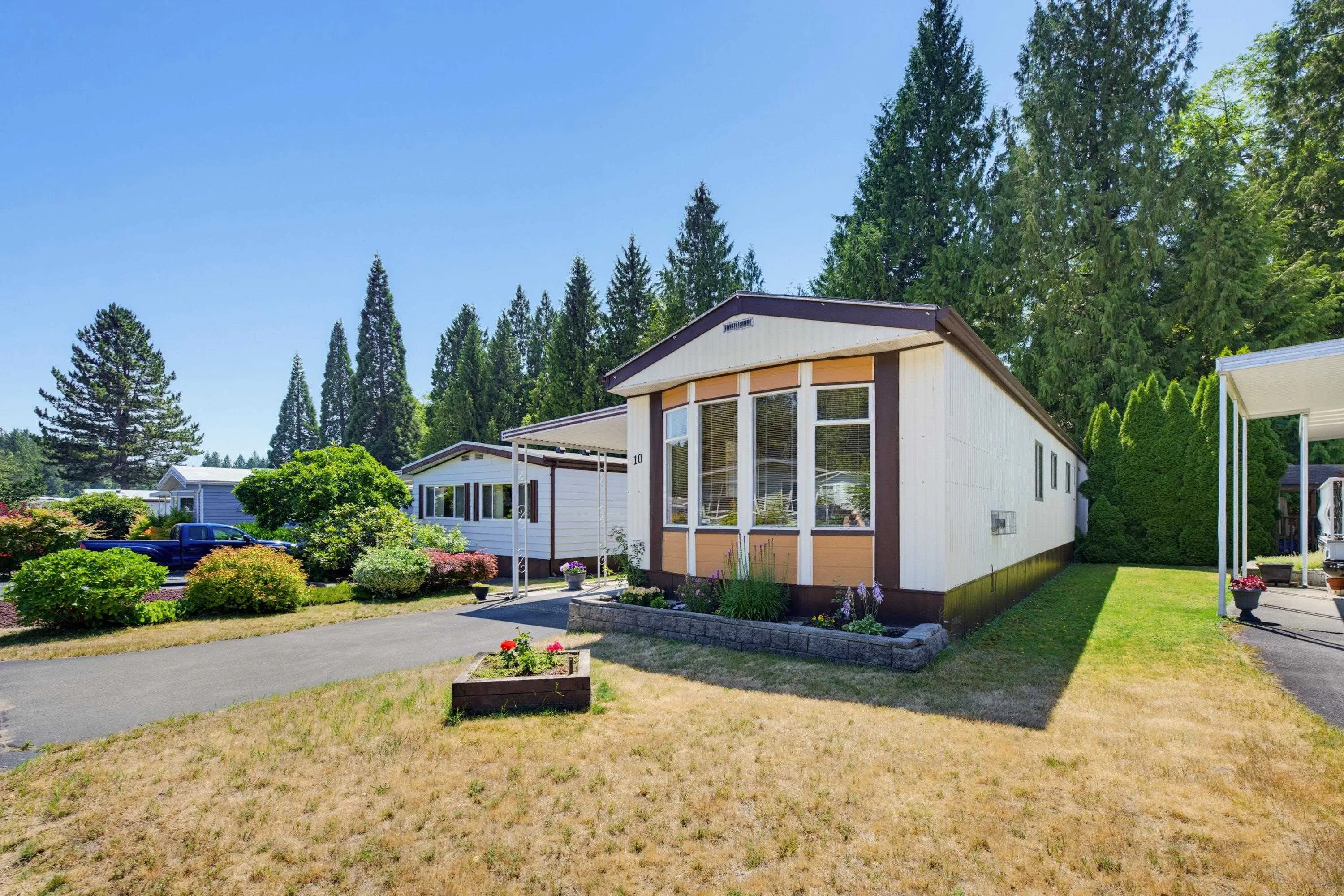2315 198 Street #10
