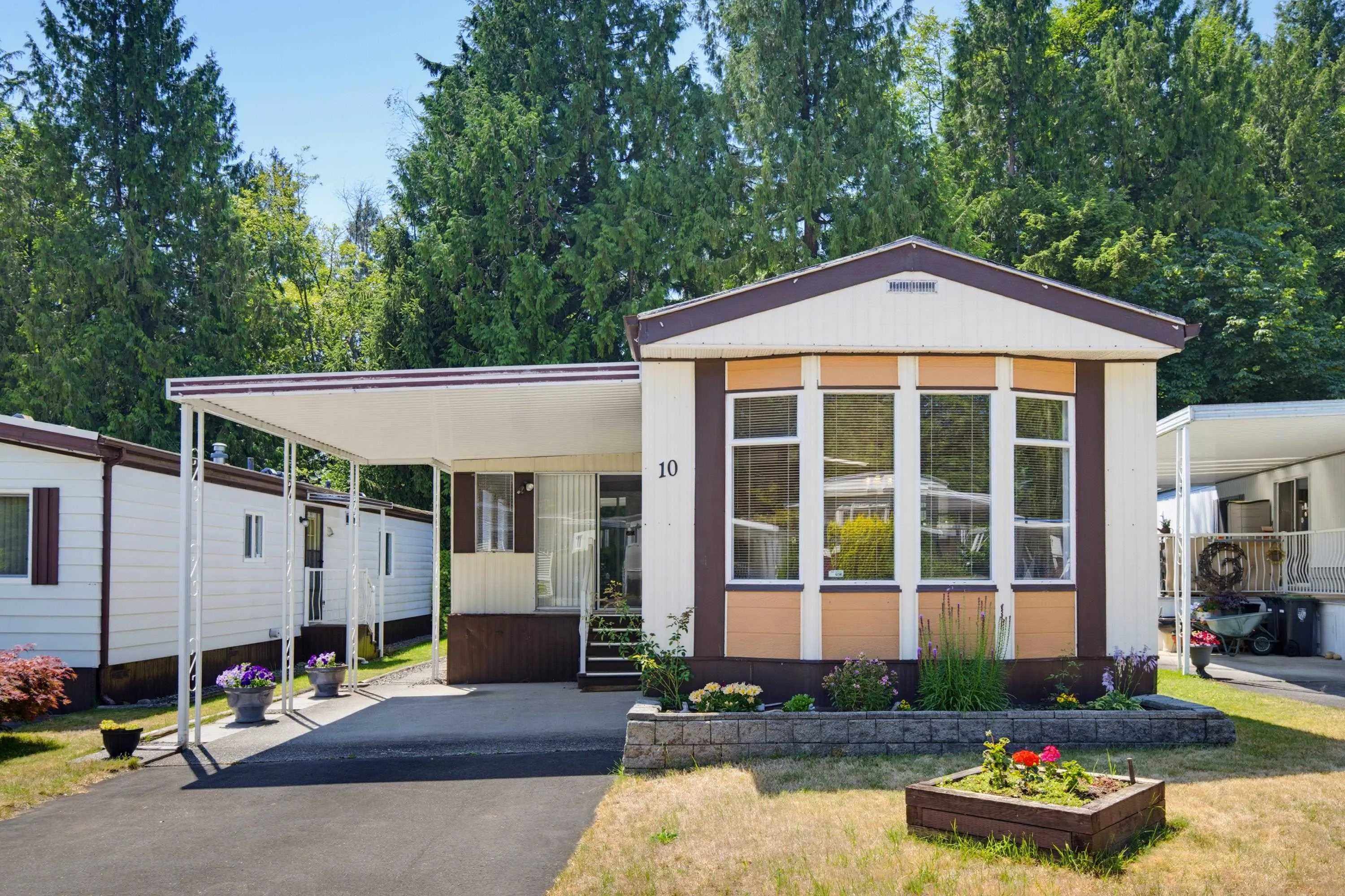 2315 198 Street #10