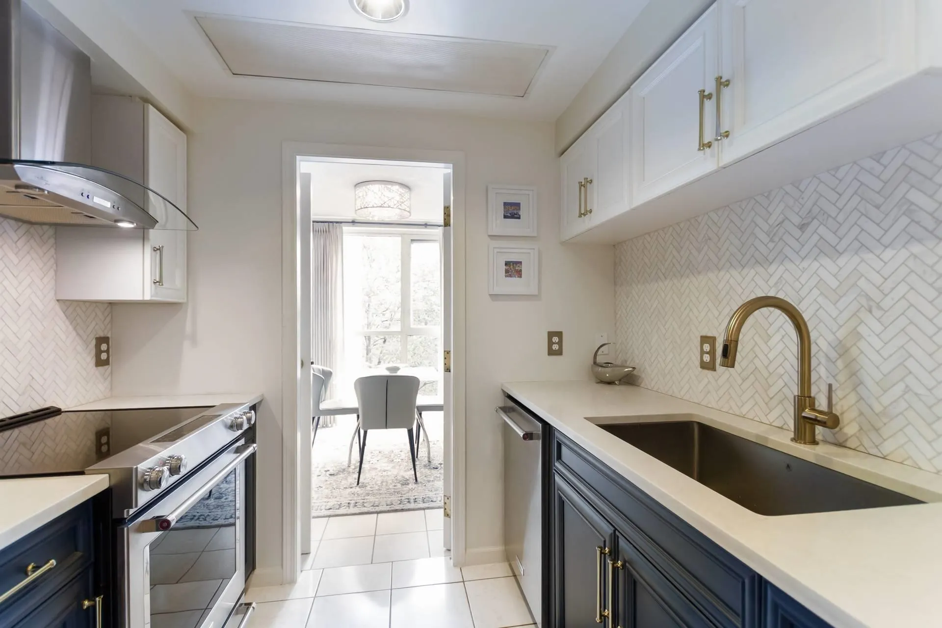199 Drake Street #3F