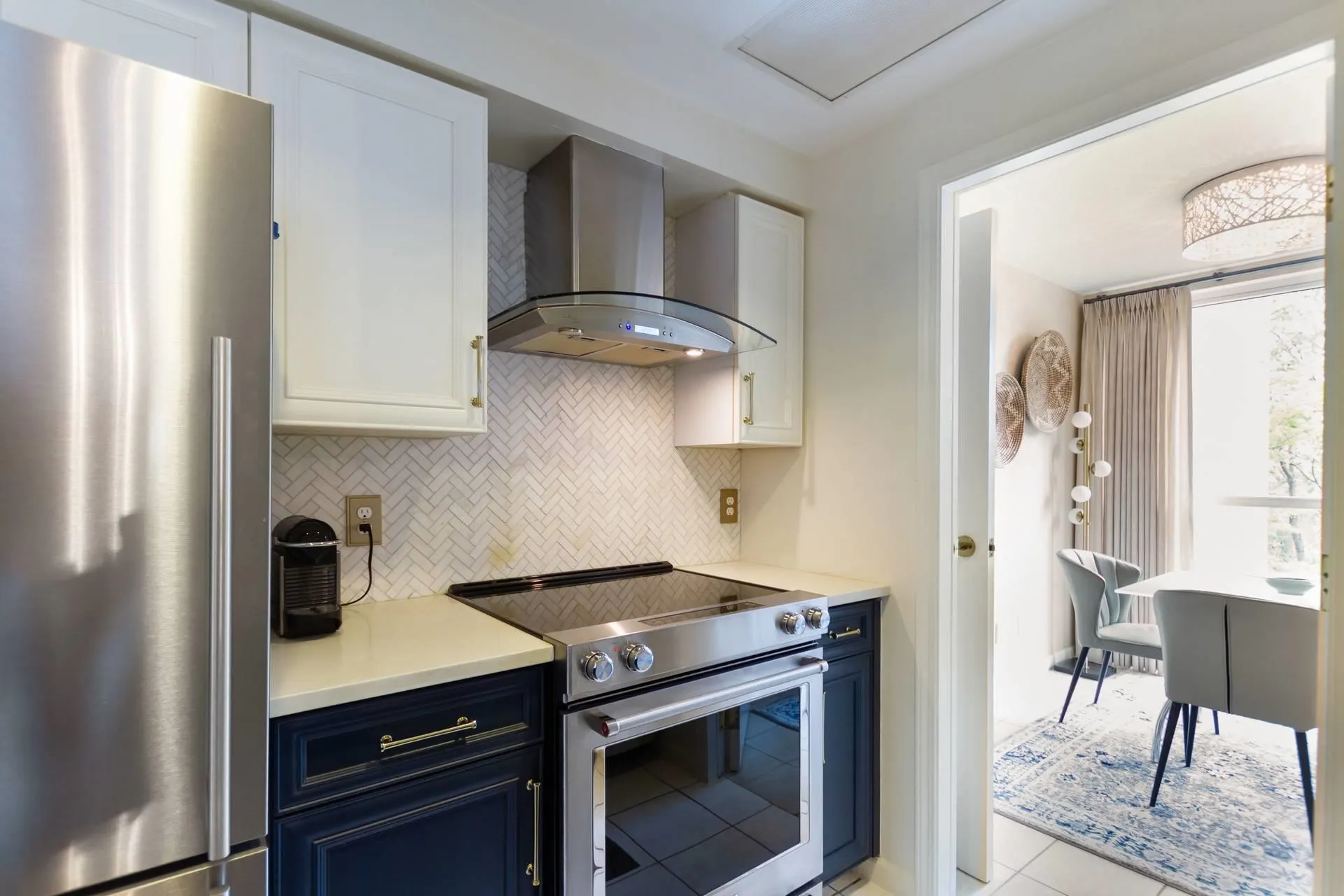199 Drake Street #3F