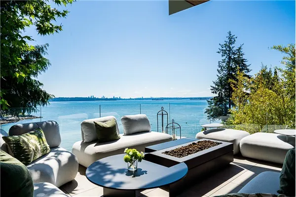 3478 Marine Drive